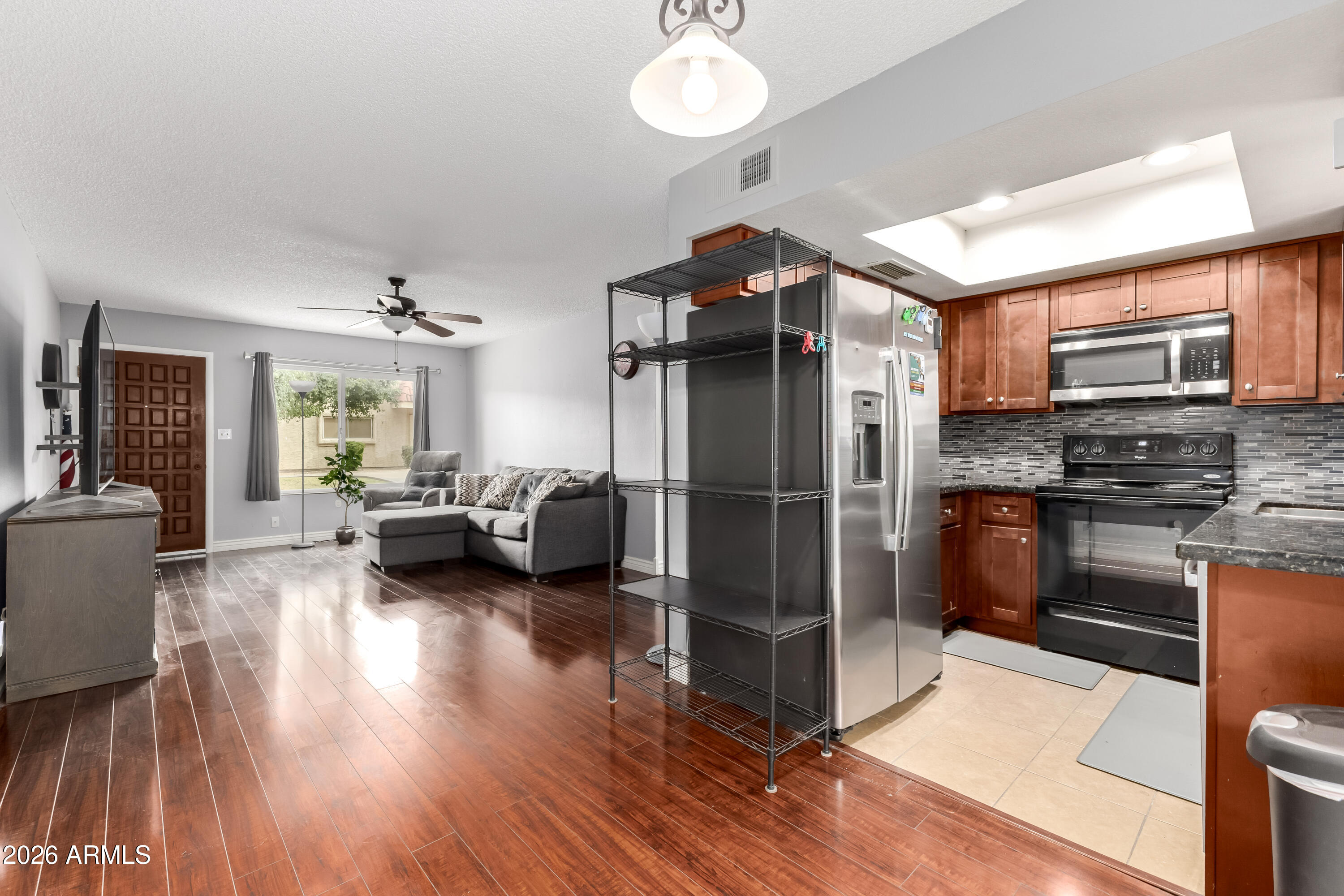 PERSIAN GARDENS AMD - Residential