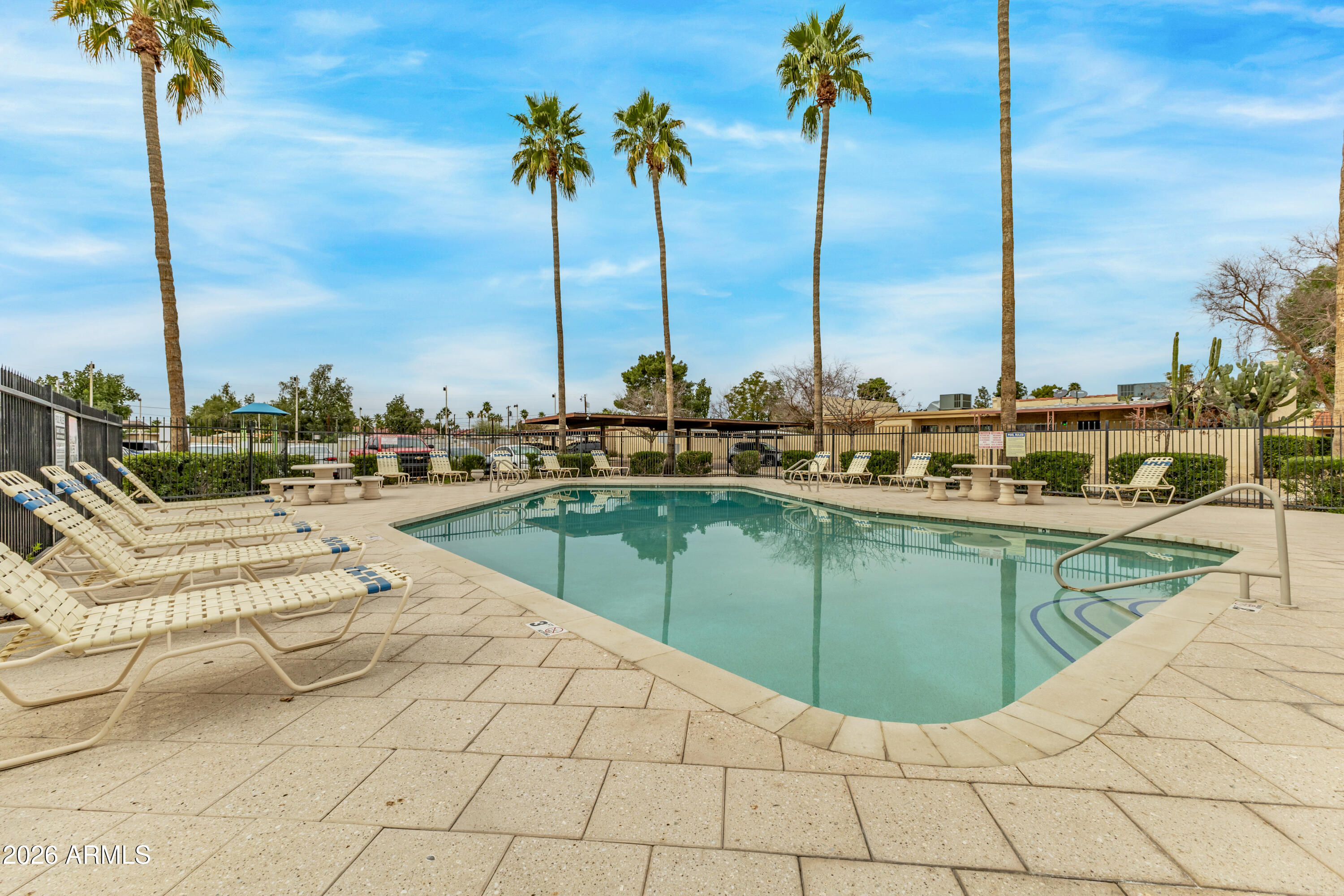PERSIAN GARDENS AMD - Residential