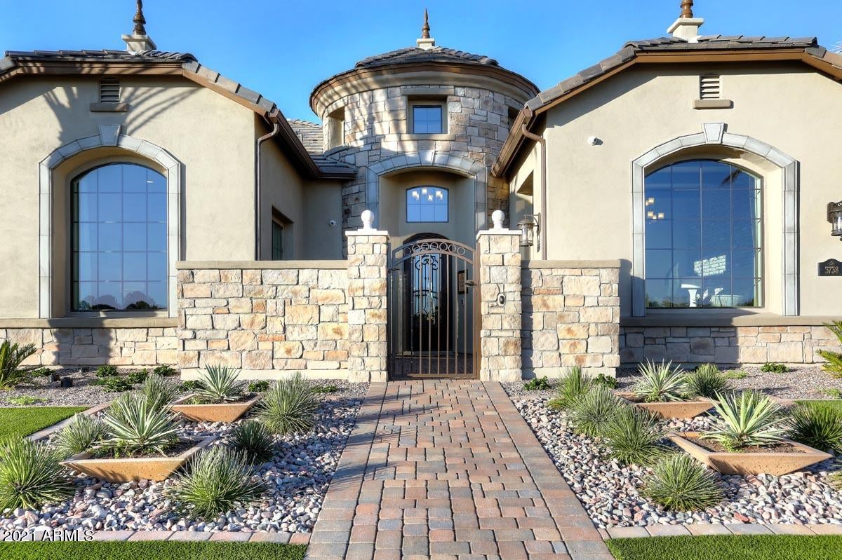 ESTATES AT HERMOSA RANCH - Residential