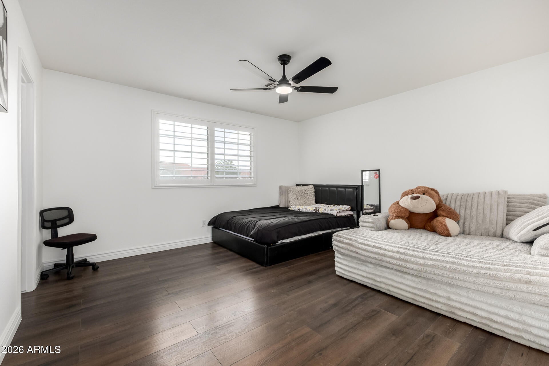 MISSION GROVES 4 & 5 - Residential