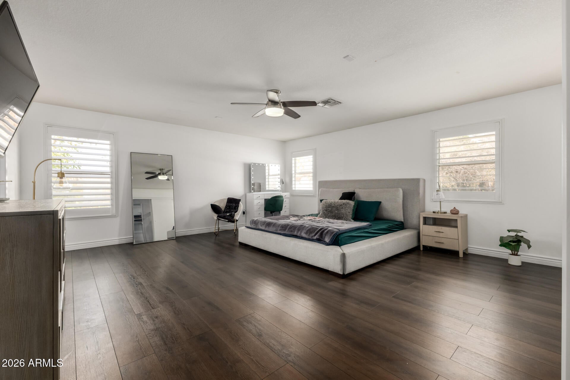 MISSION GROVES 4 & 5 - Residential