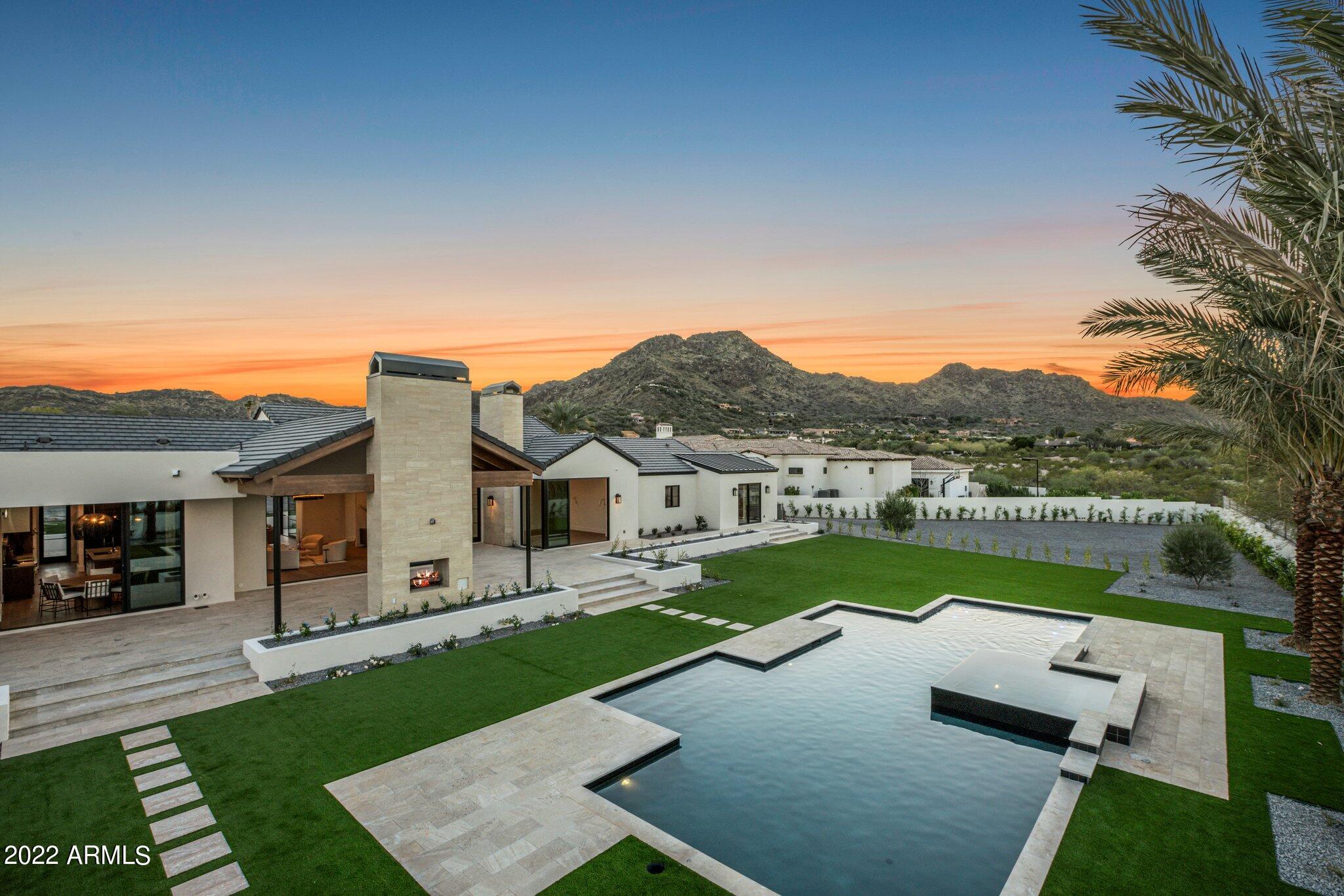 BRET HILLS - Residential