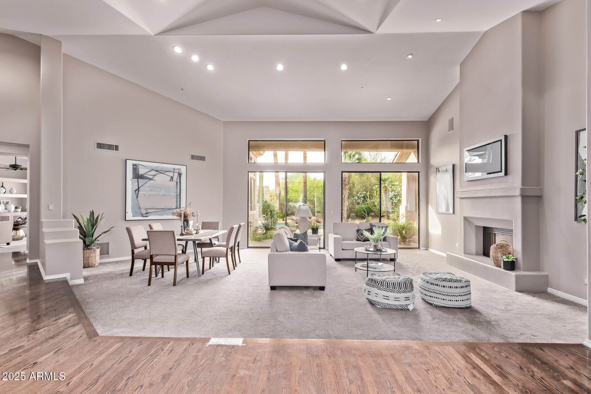 STONEGATE - Residential