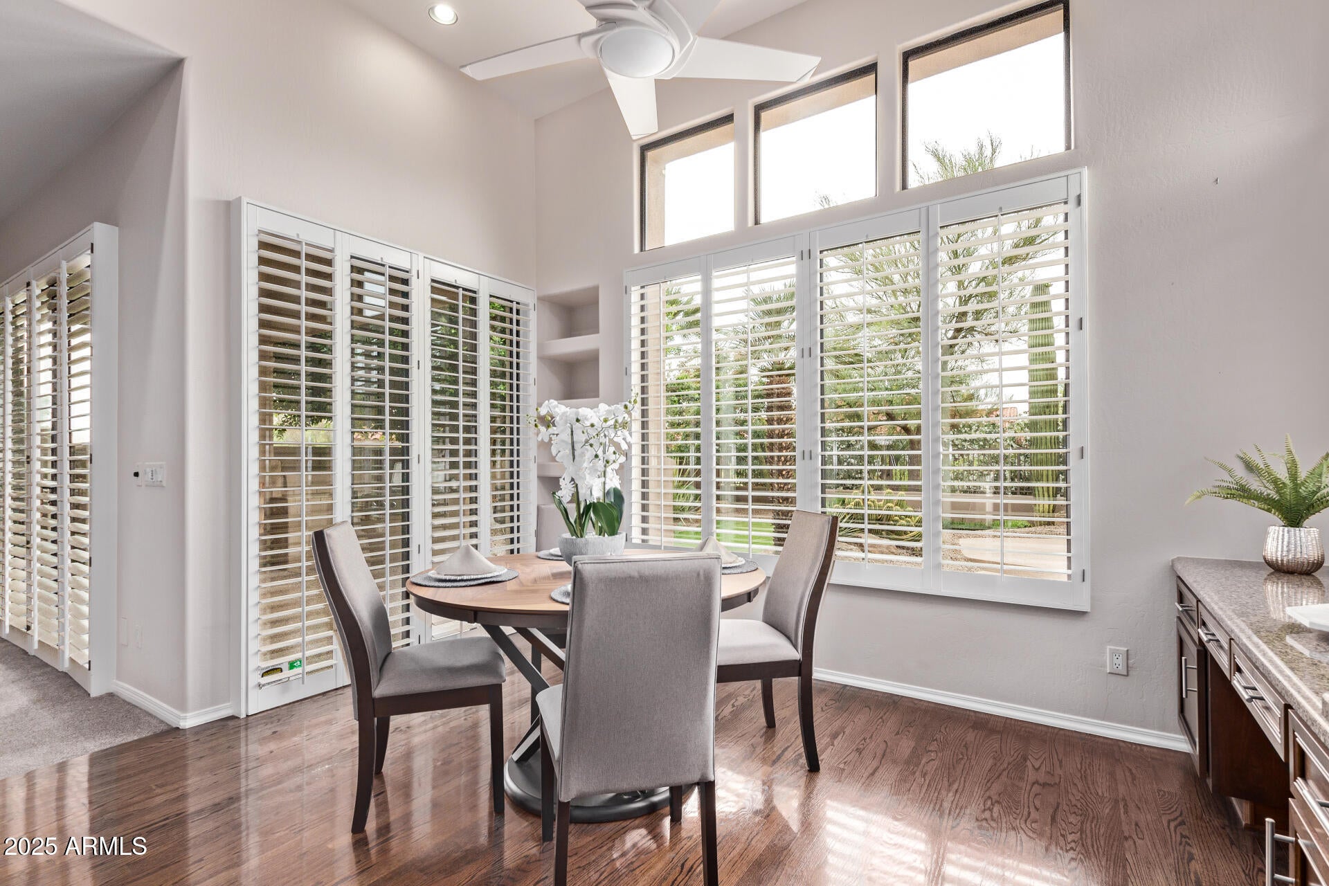 STONEGATE - Residential