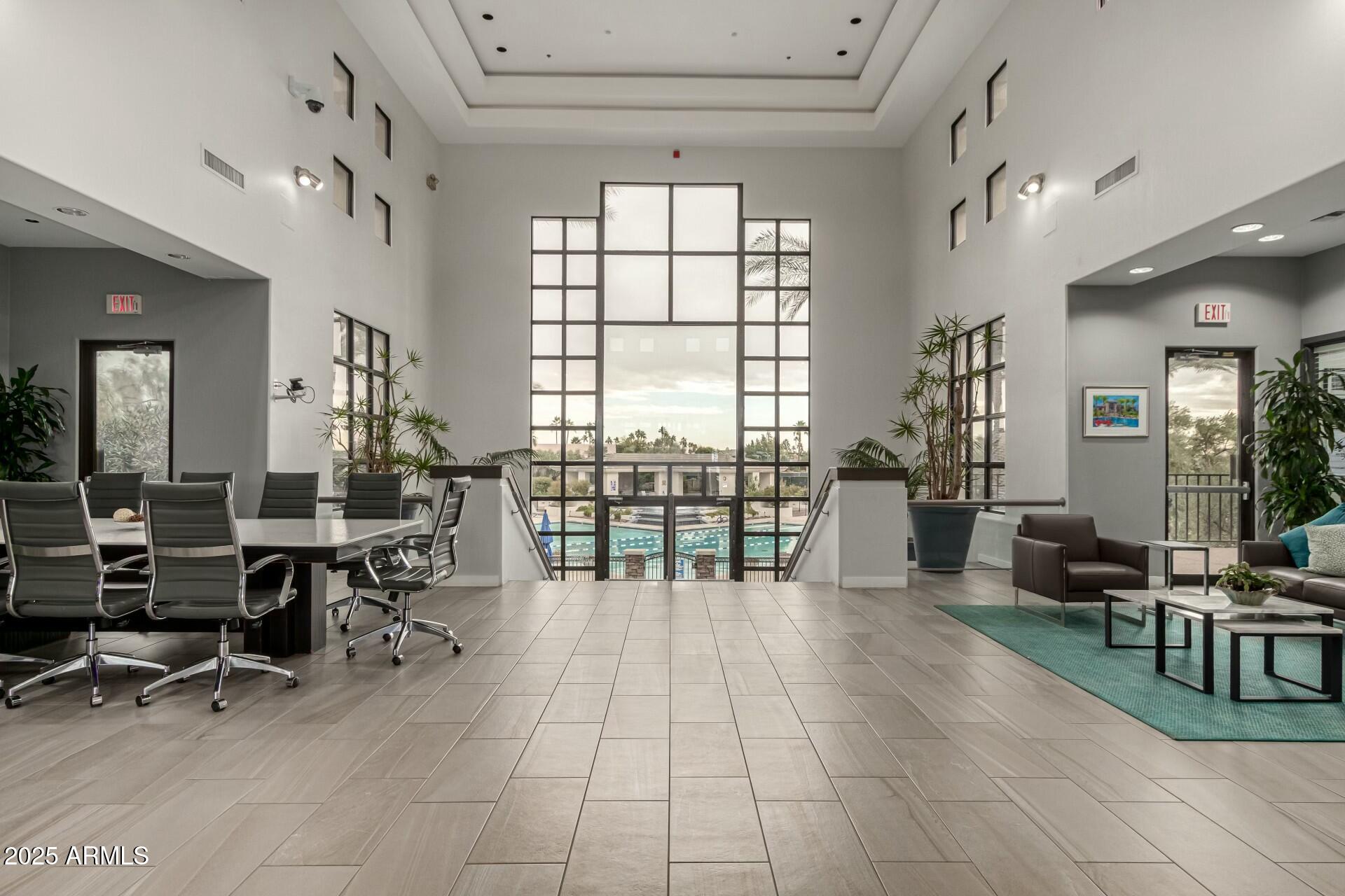 STONEGATE - Residential
