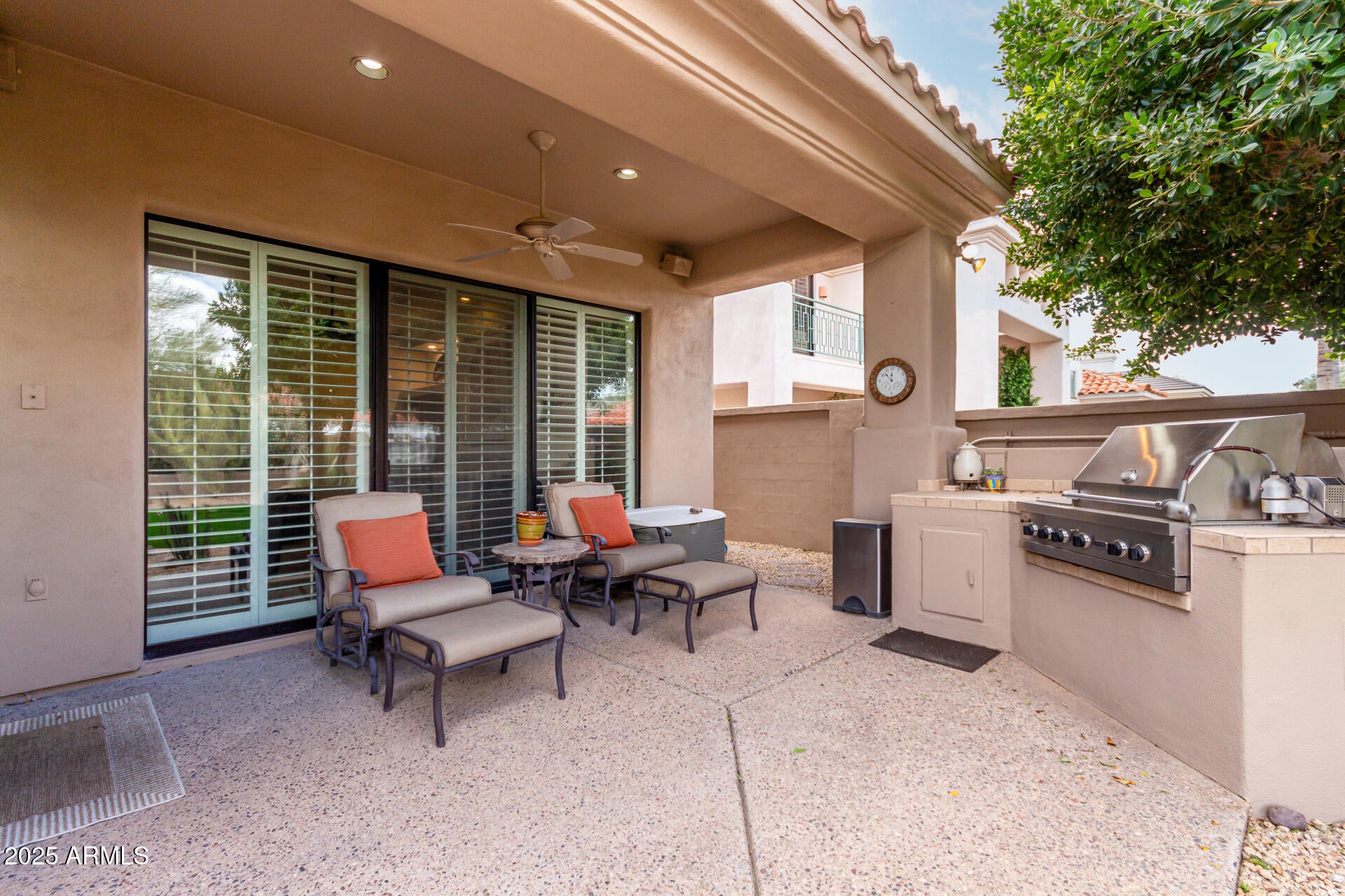 STONEGATE - Residential