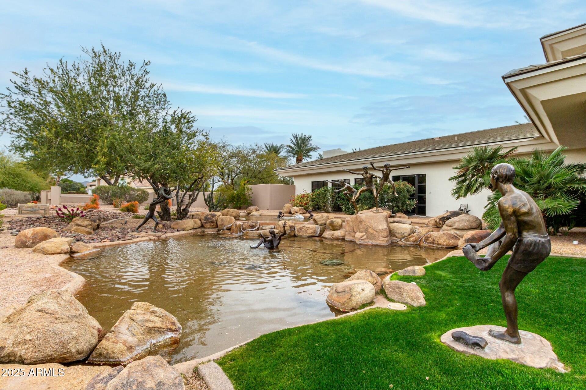 STONEGATE - Residential