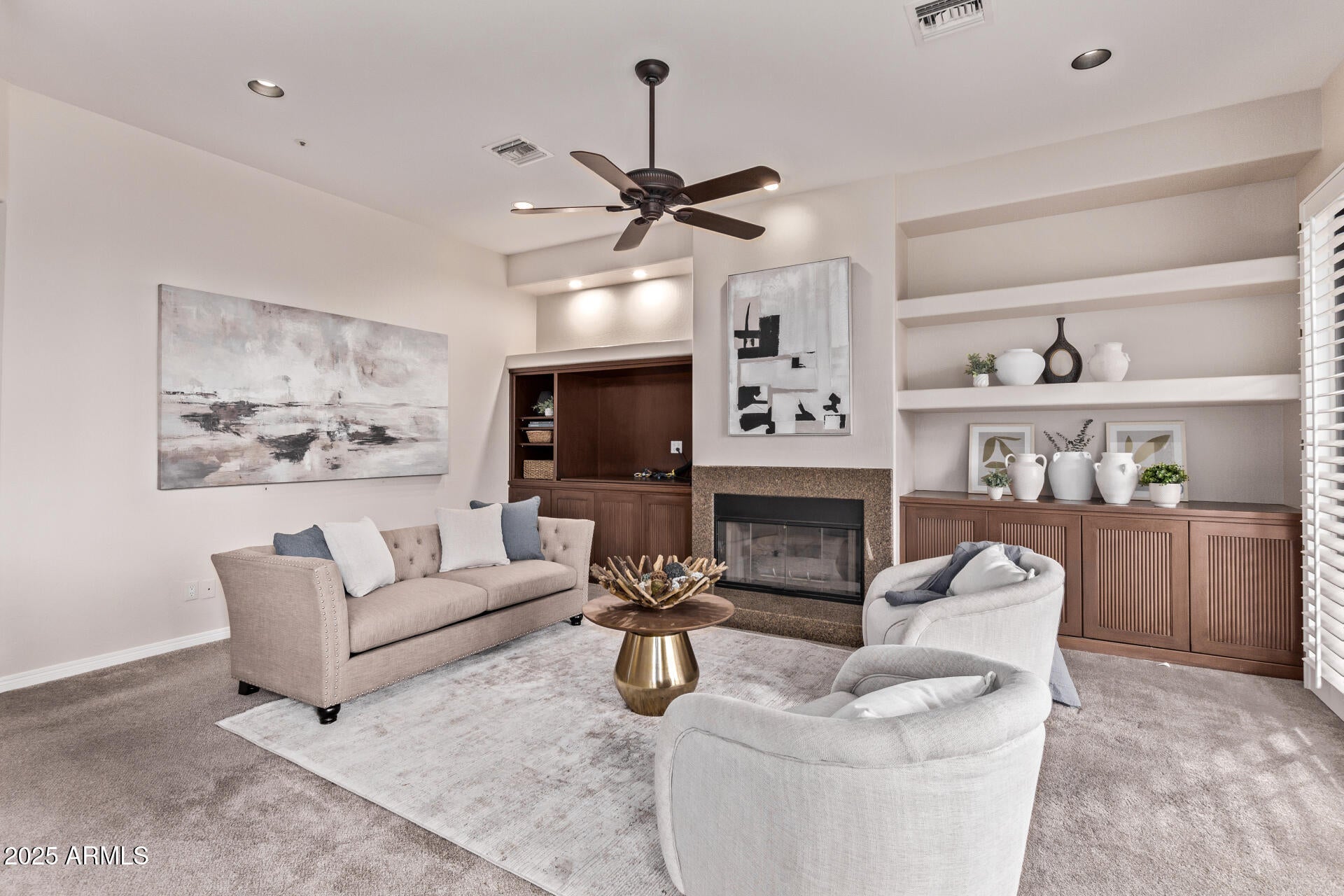 STONEGATE - Residential