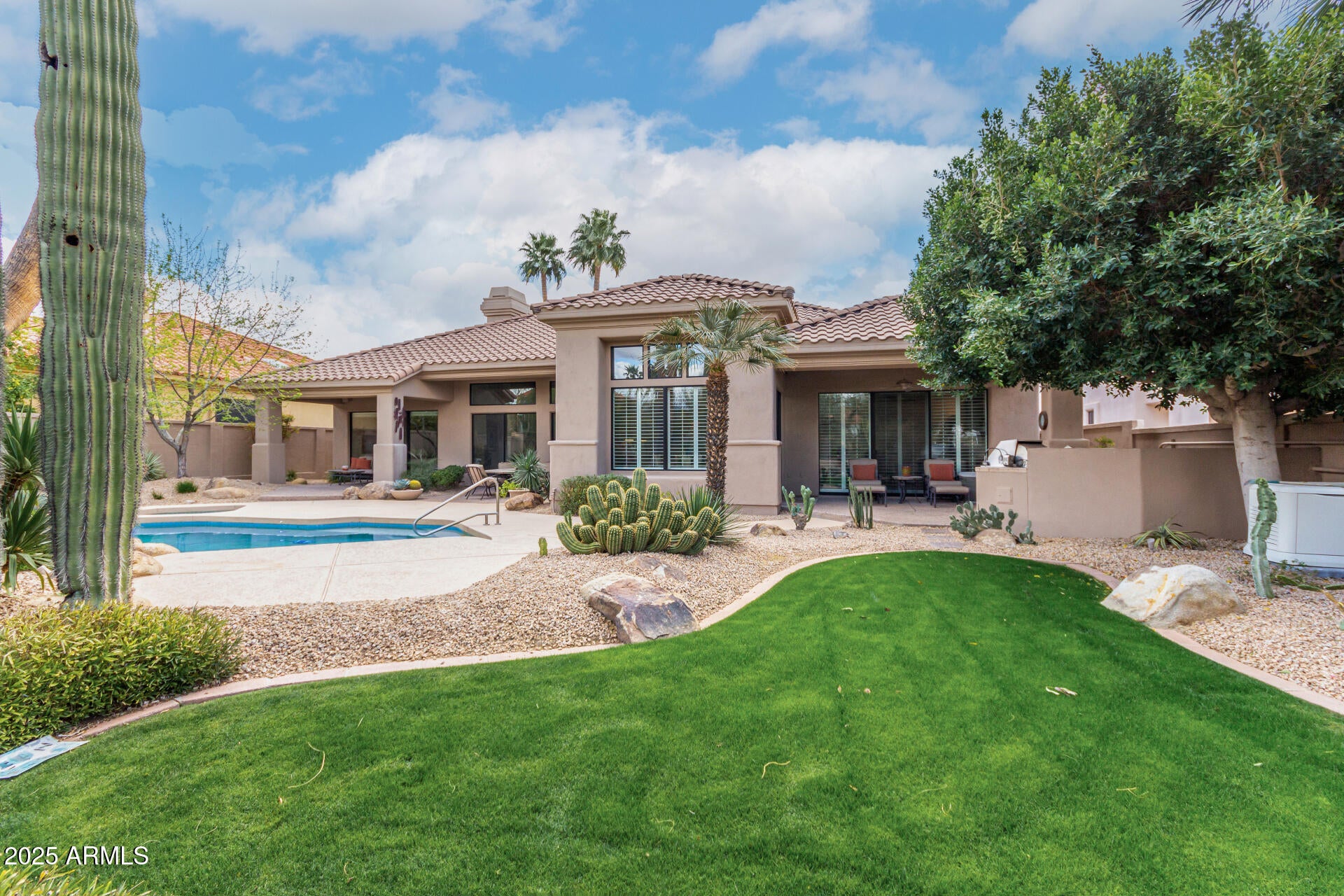 STONEGATE - Residential