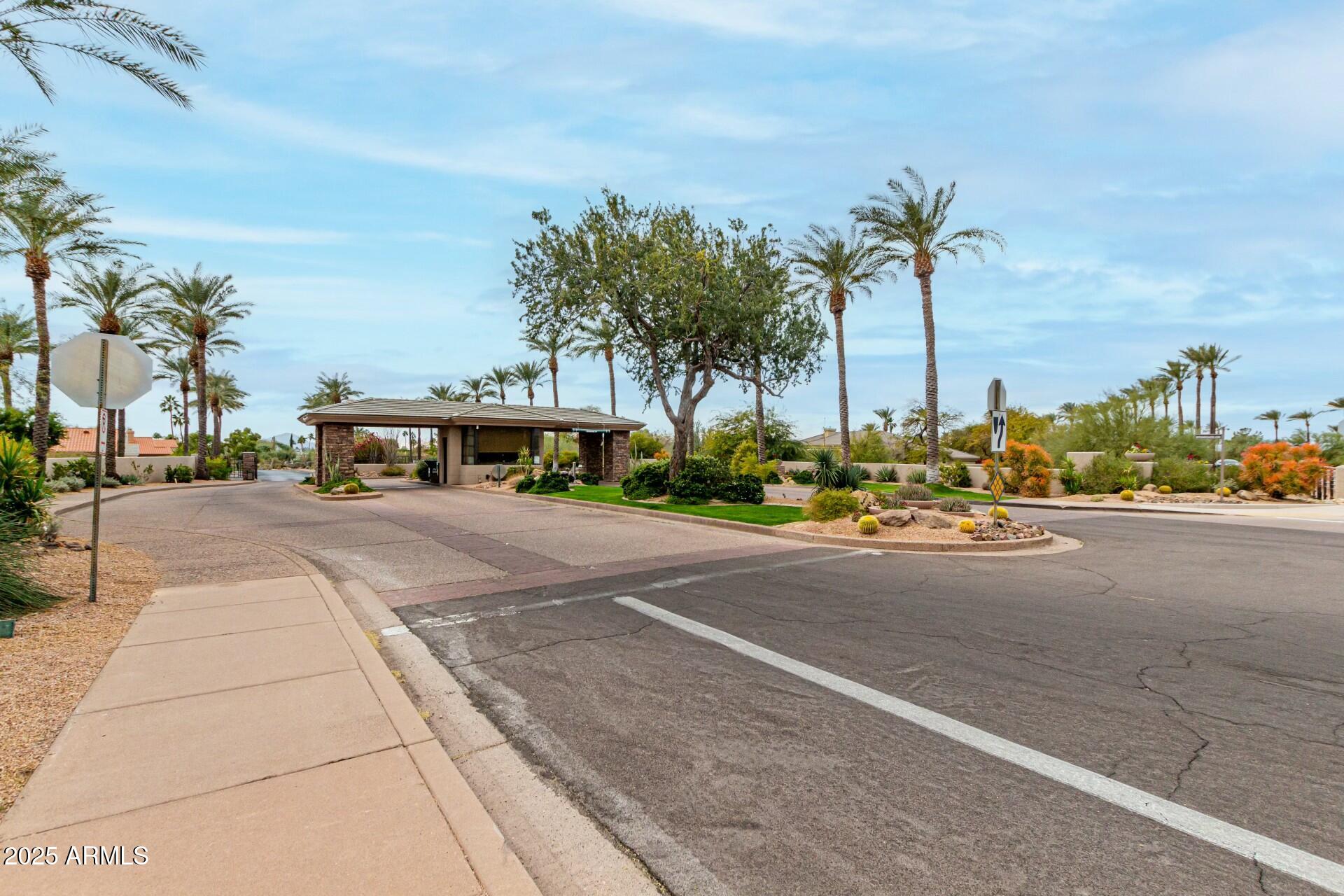 STONEGATE - Residential