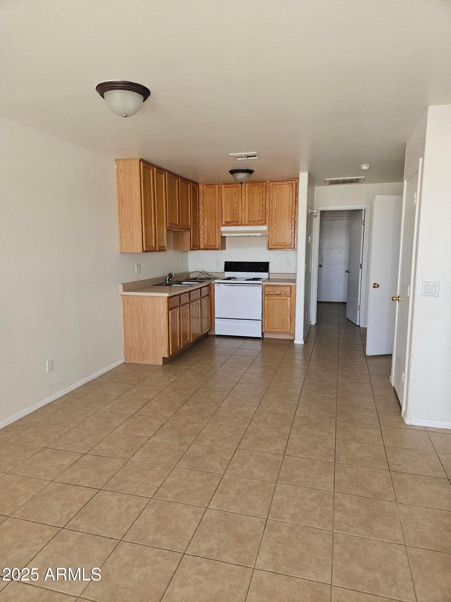 ARIZONA CITY UNIT TWO - Residential Income