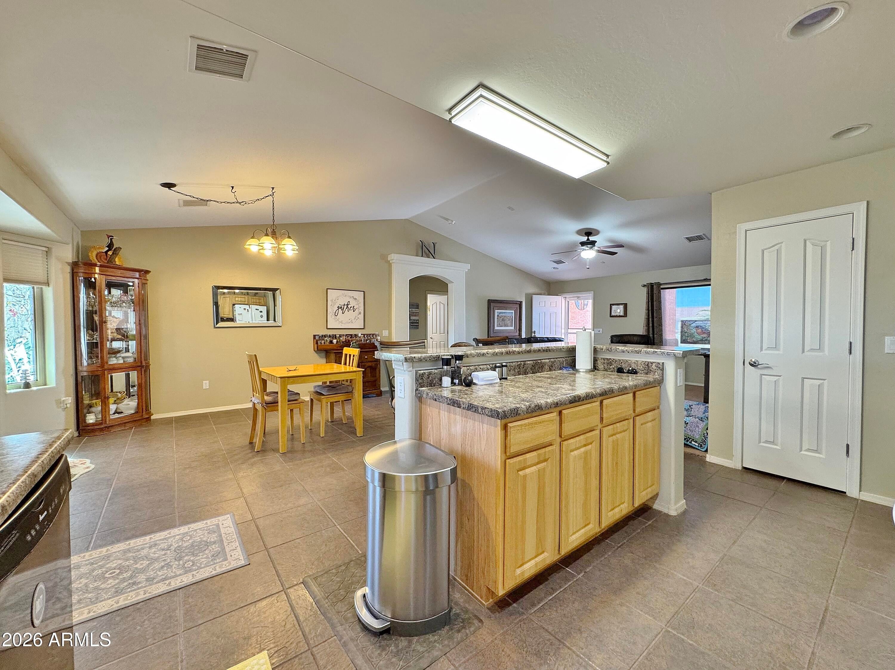 ARIZONA CITY UNIT TEN - Residential