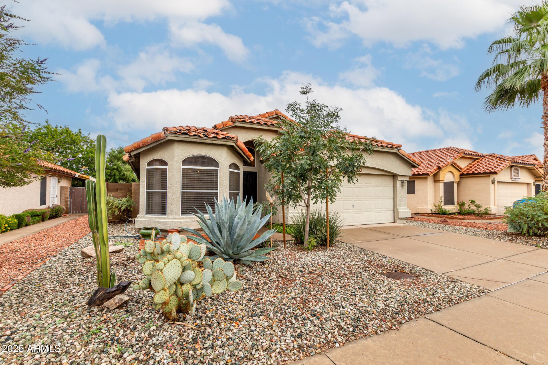 LAKESIDE AT ARROWHEAD - Residential