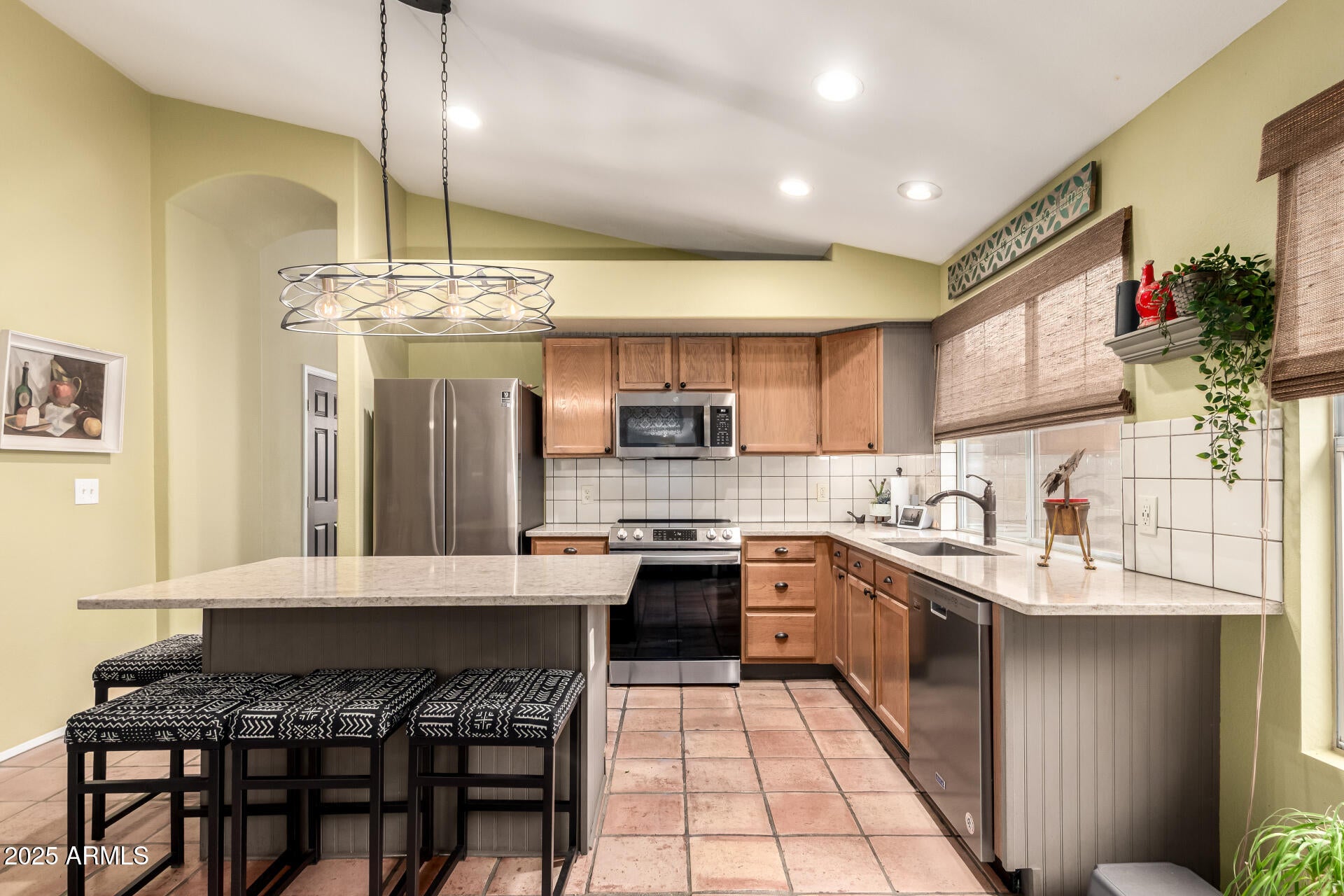 LAKESIDE AT ARROWHEAD - Residential