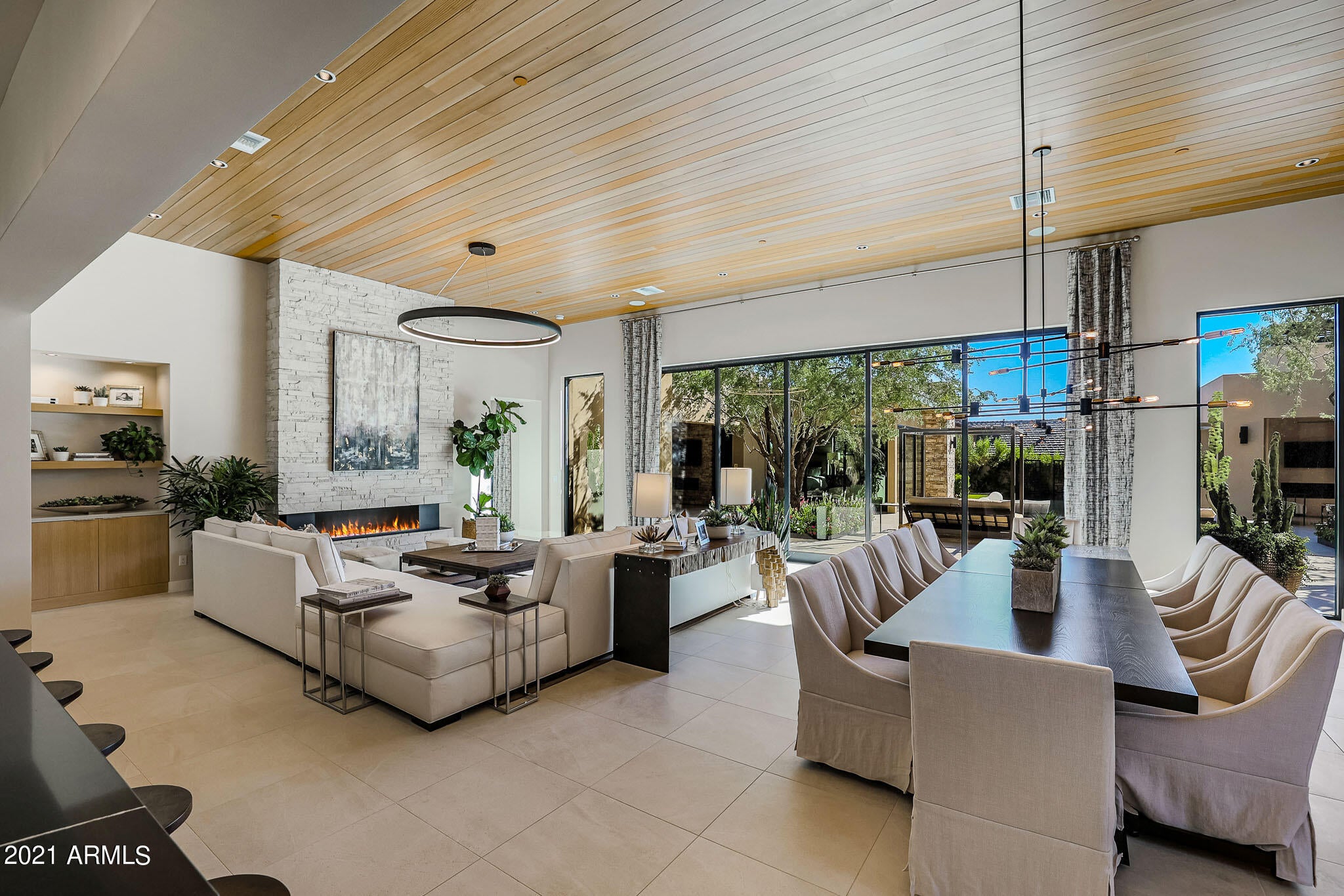 WHITE HORSE - Residential