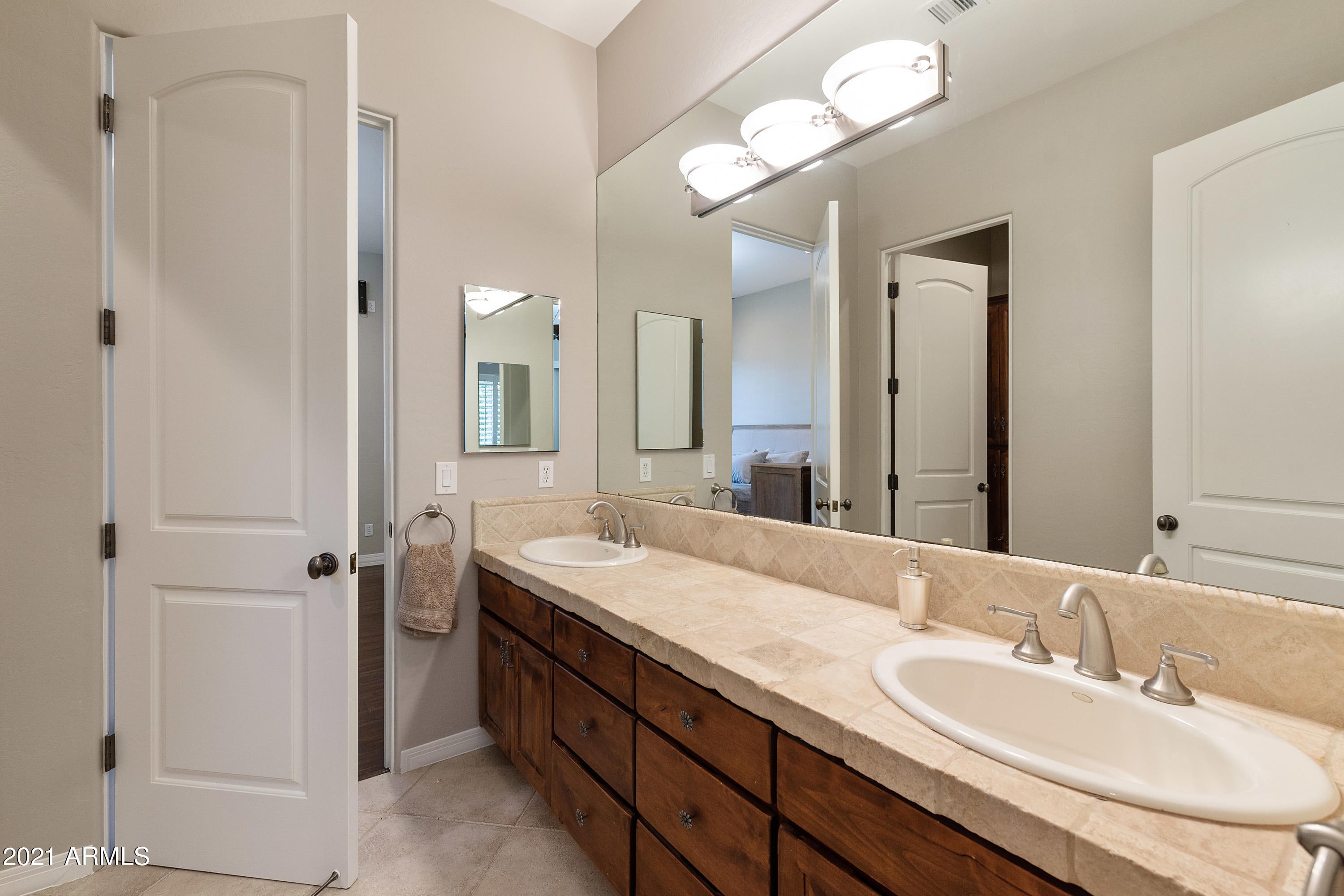 SQUAW PEAK ENCLAVE - Residential