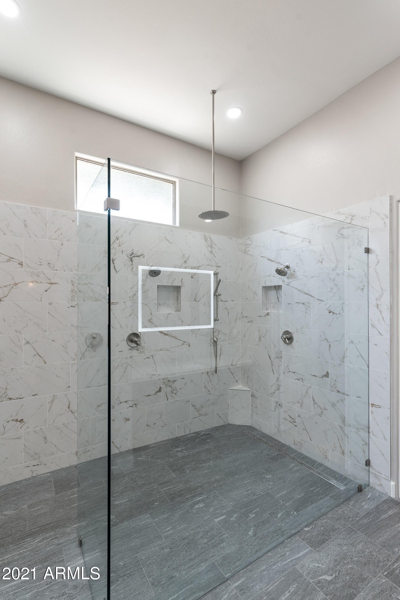 SQUAW PEAK ENCLAVE - Residential
