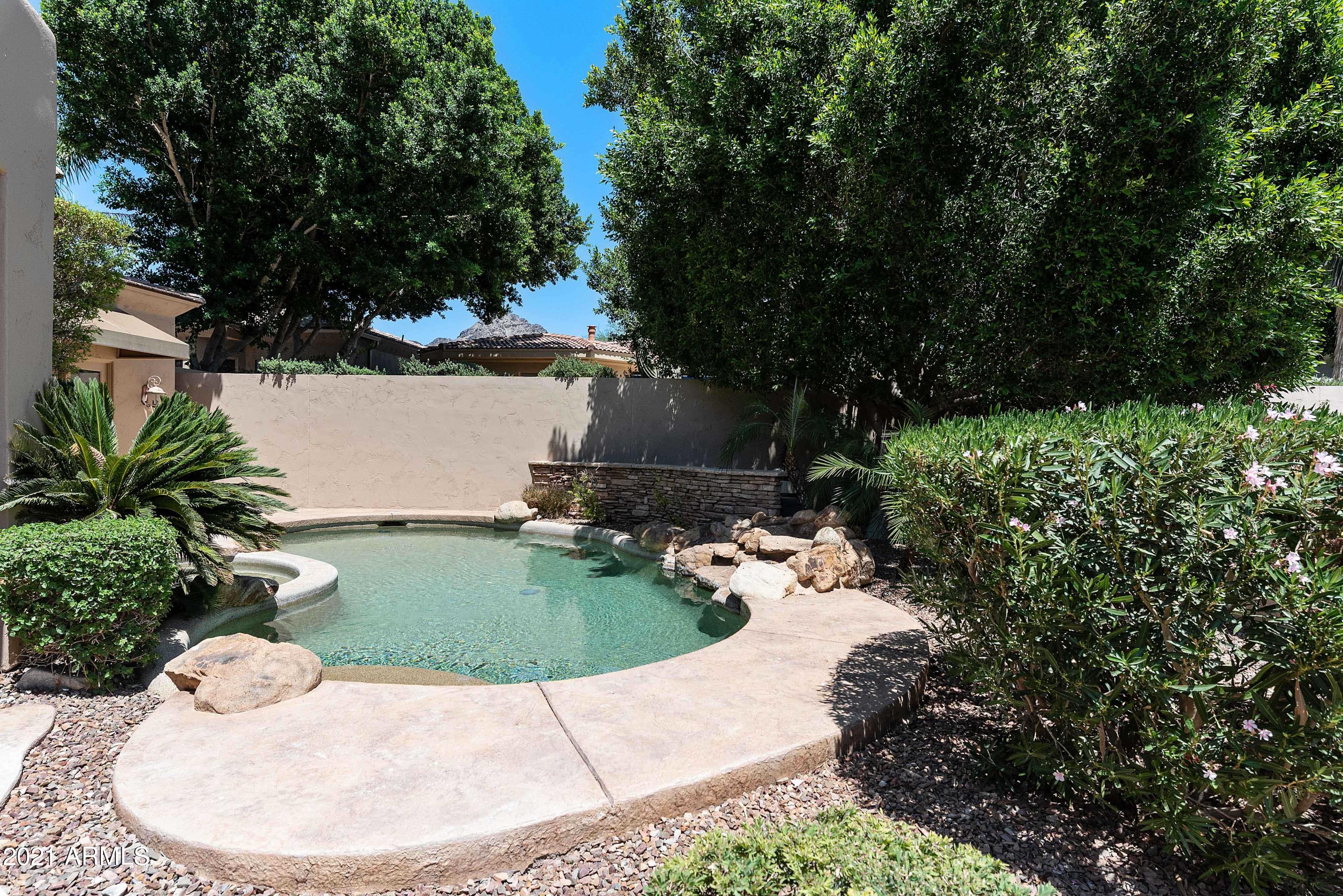 SQUAW PEAK ENCLAVE - Residential