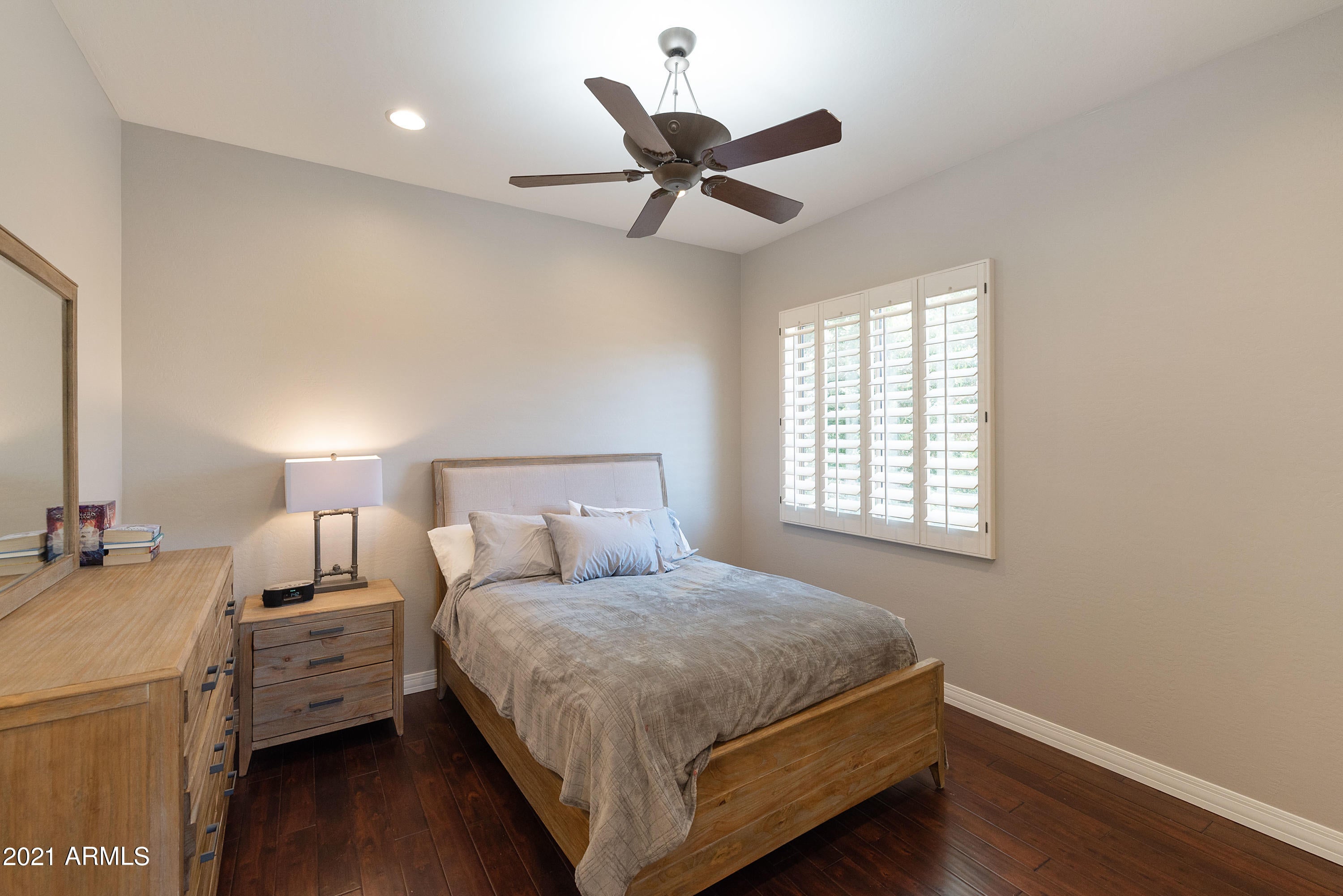 SQUAW PEAK ENCLAVE - Residential