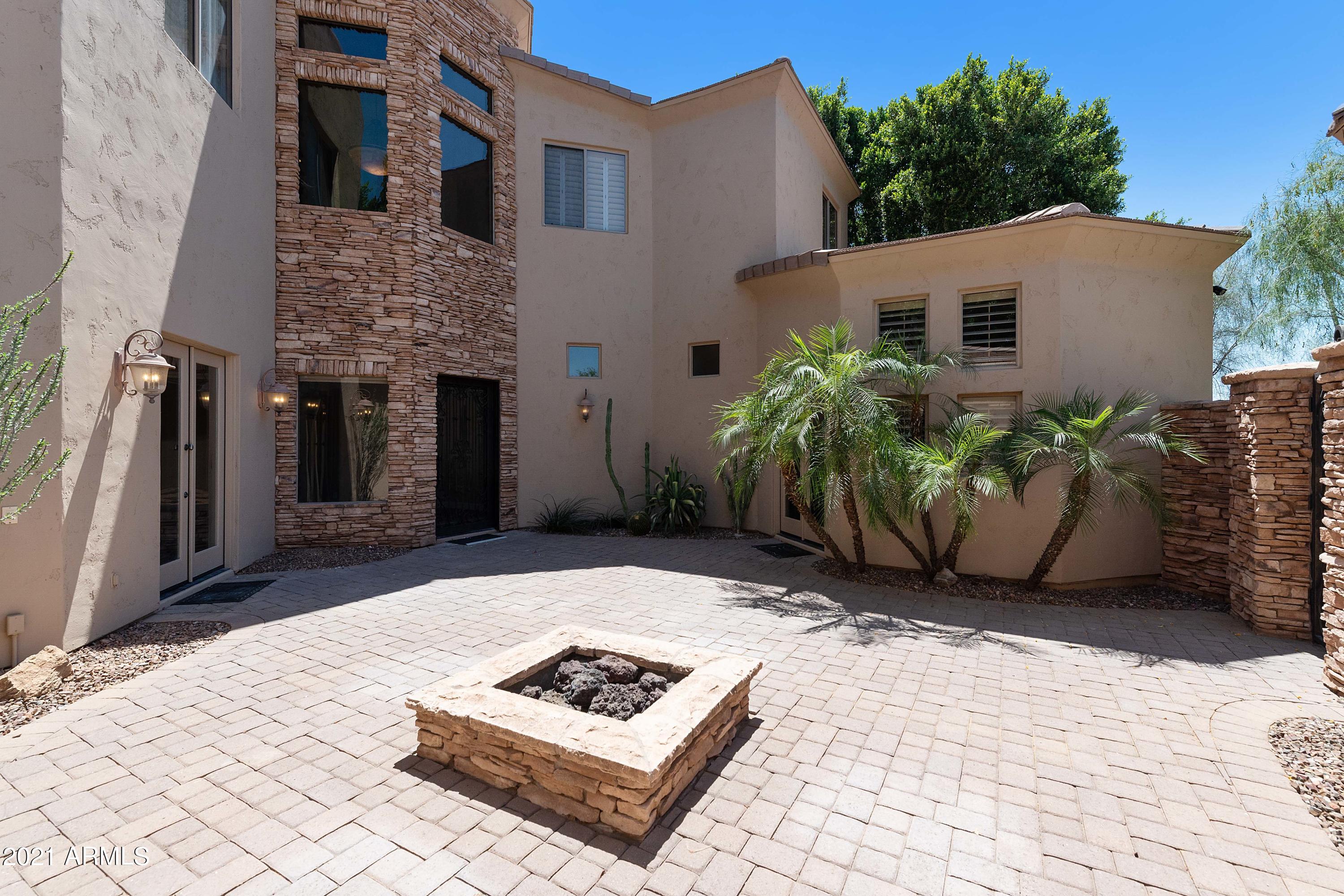 SQUAW PEAK ENCLAVE - Residential