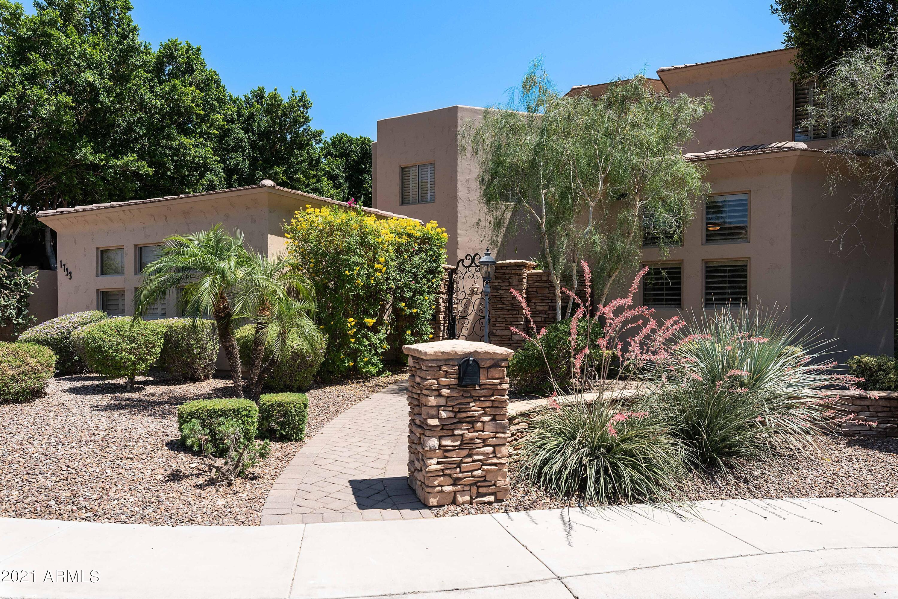 SQUAW PEAK ENCLAVE - Residential