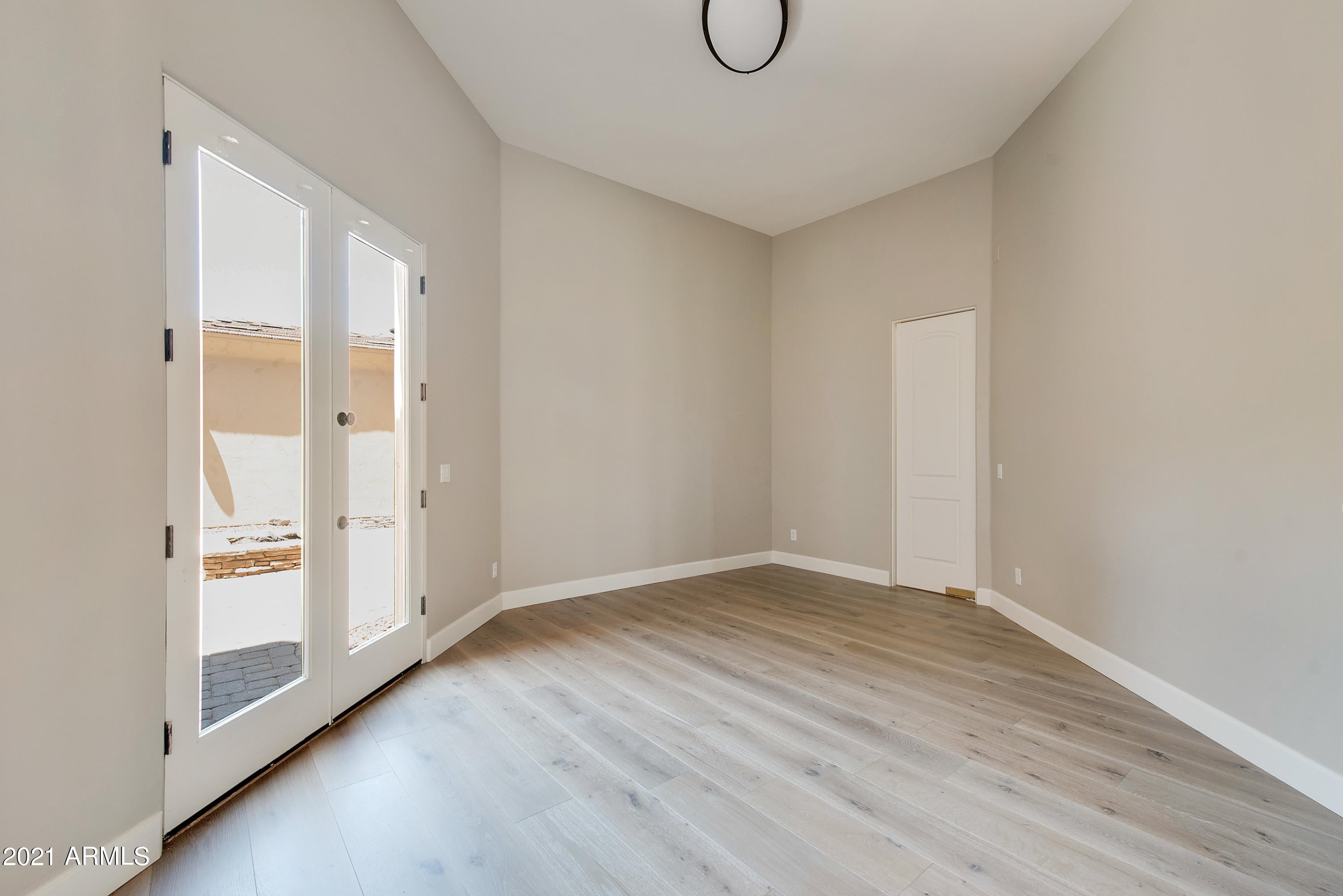 SQUAW PEAK ENCLAVE - Residential