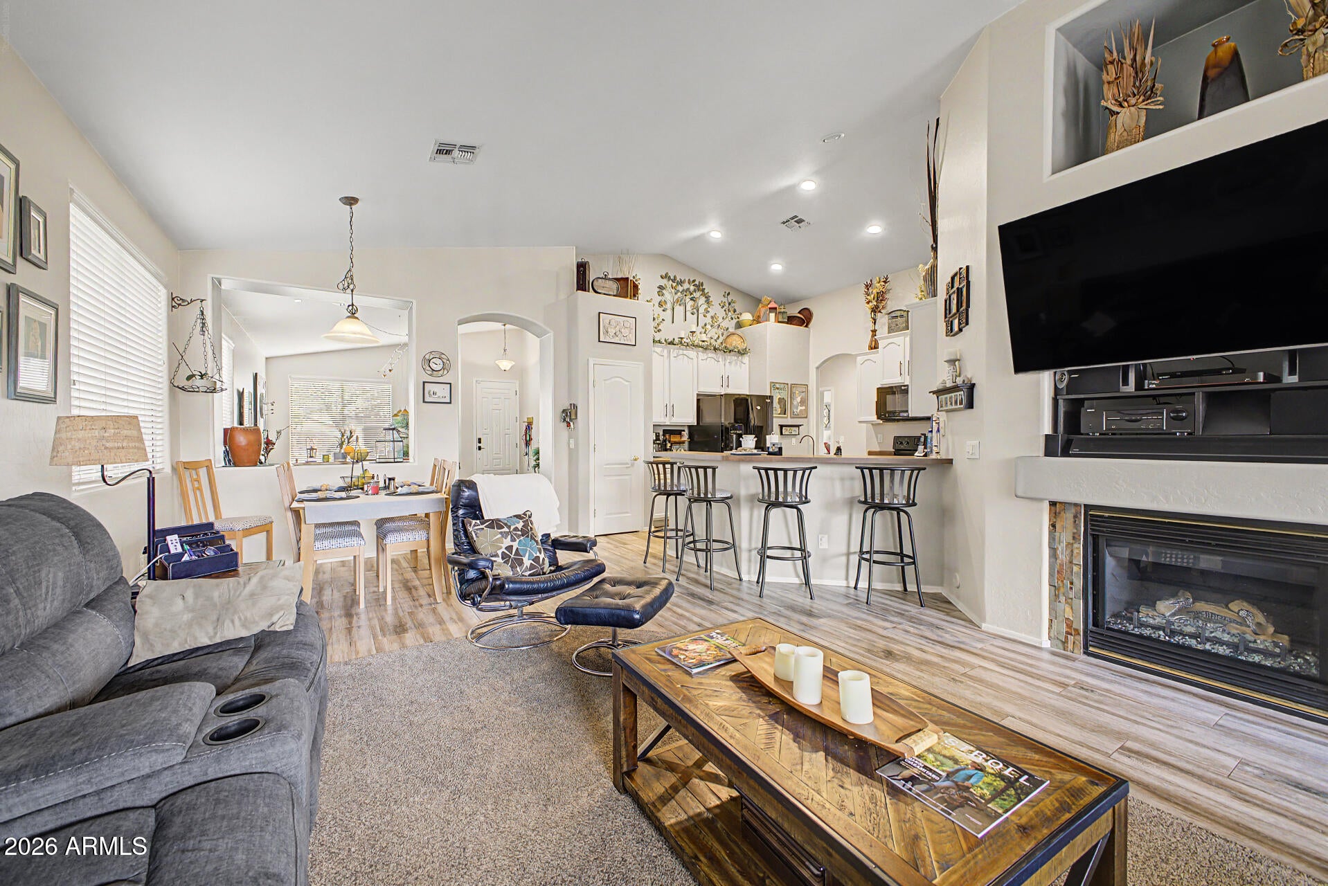 GRAYFOX AT LAS SENDAS - Residential