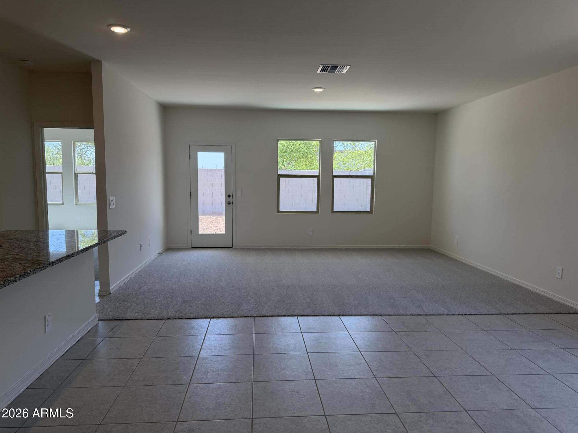 MAGIC RANCH - Residential