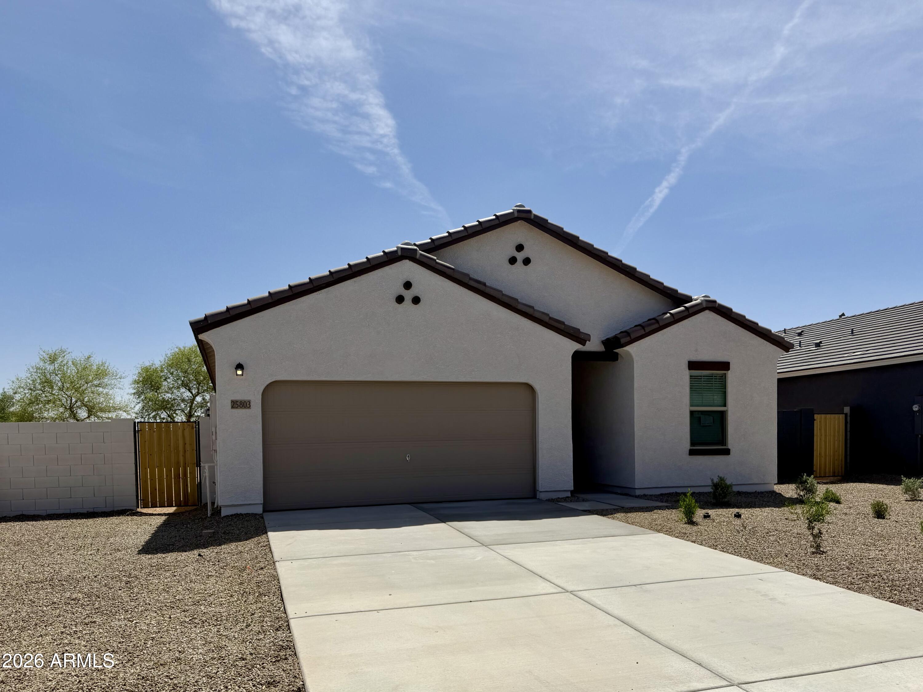 MAGIC RANCH - Residential