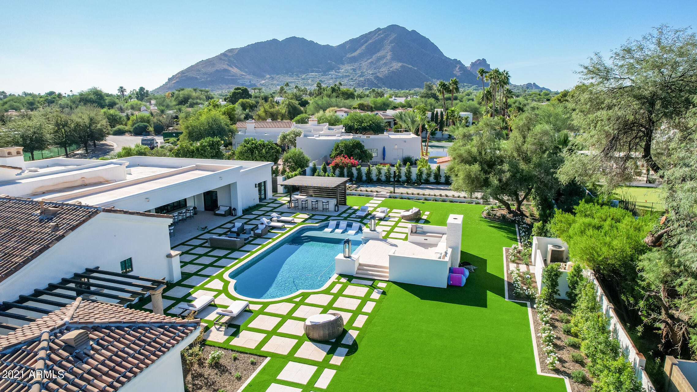 TIERRA DEL PARAISO - Residential