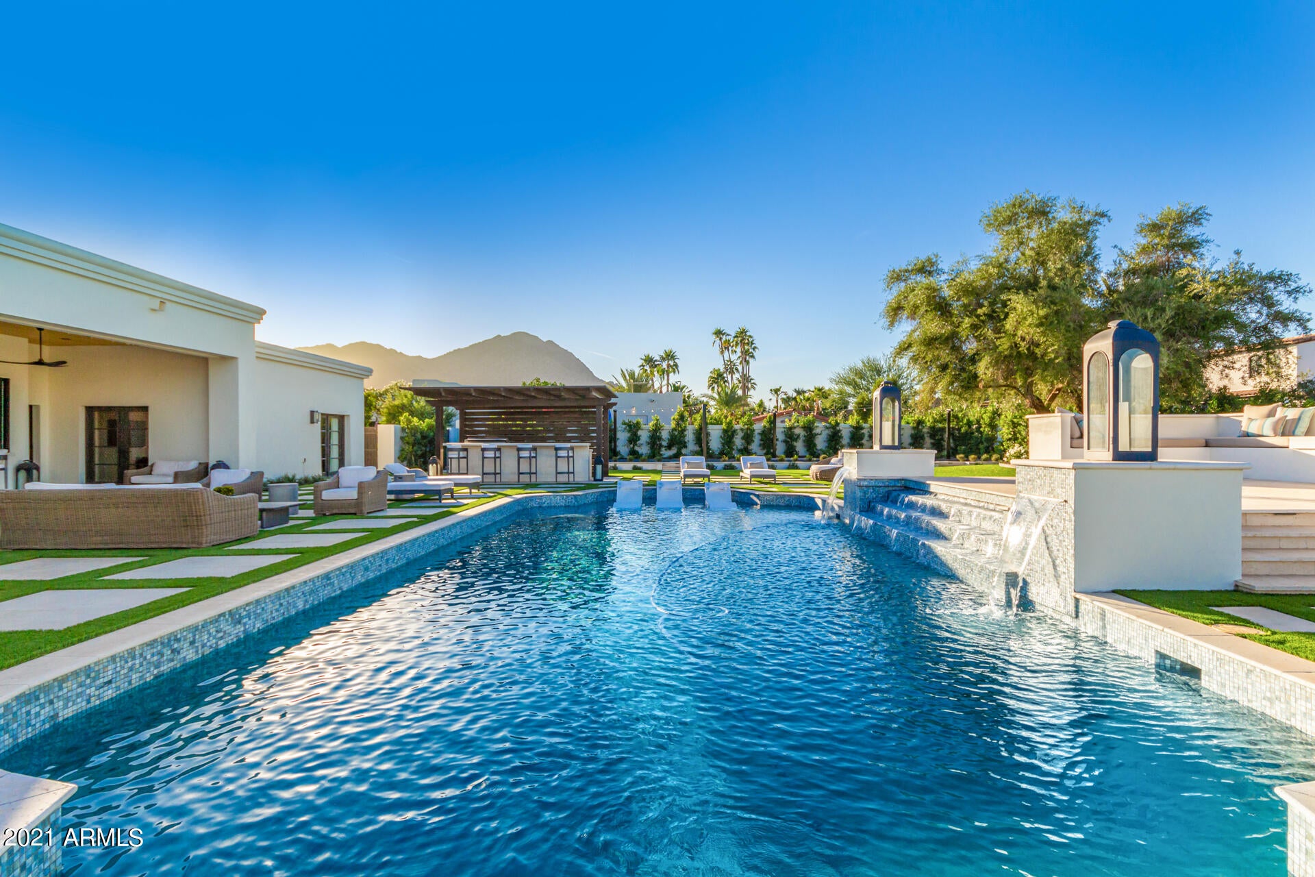 TIERRA DEL PARAISO - Residential