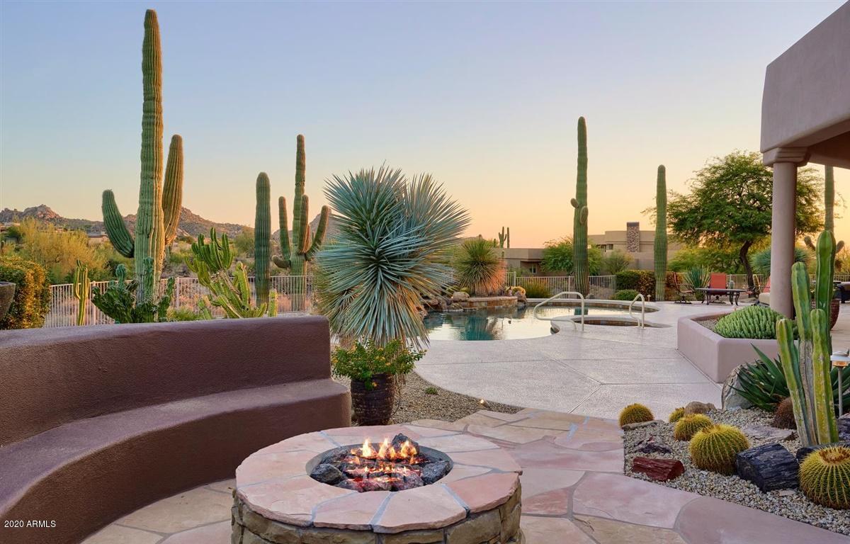 CANDLEWOOD ESTATES AT TROON NORTH - Residential