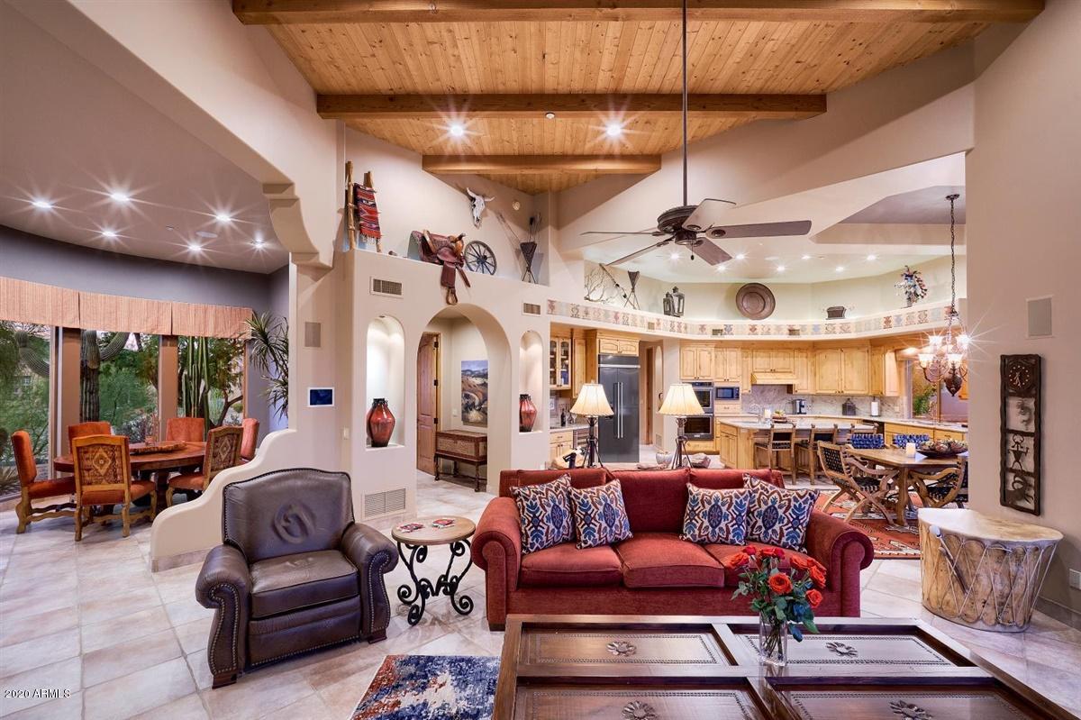 CANDLEWOOD ESTATES AT TROON NORTH - Residential