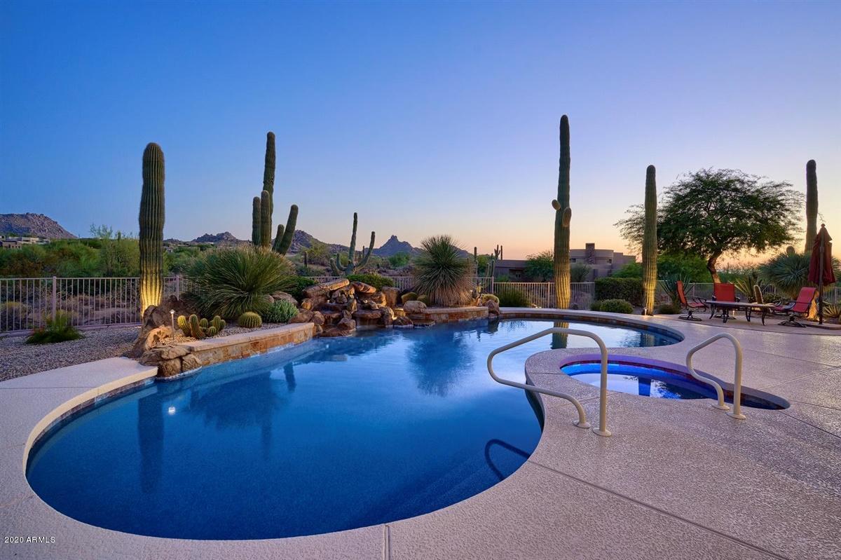 CANDLEWOOD ESTATES AT TROON NORTH - Residential