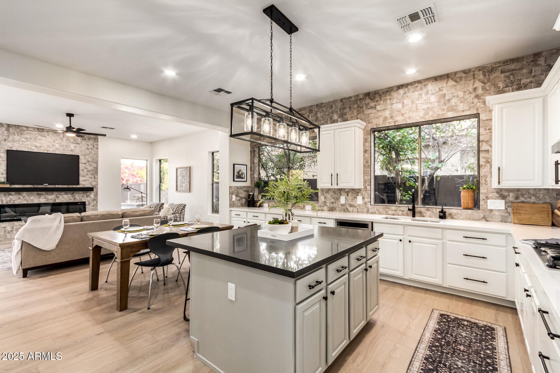 ARDEN PARK - Residential