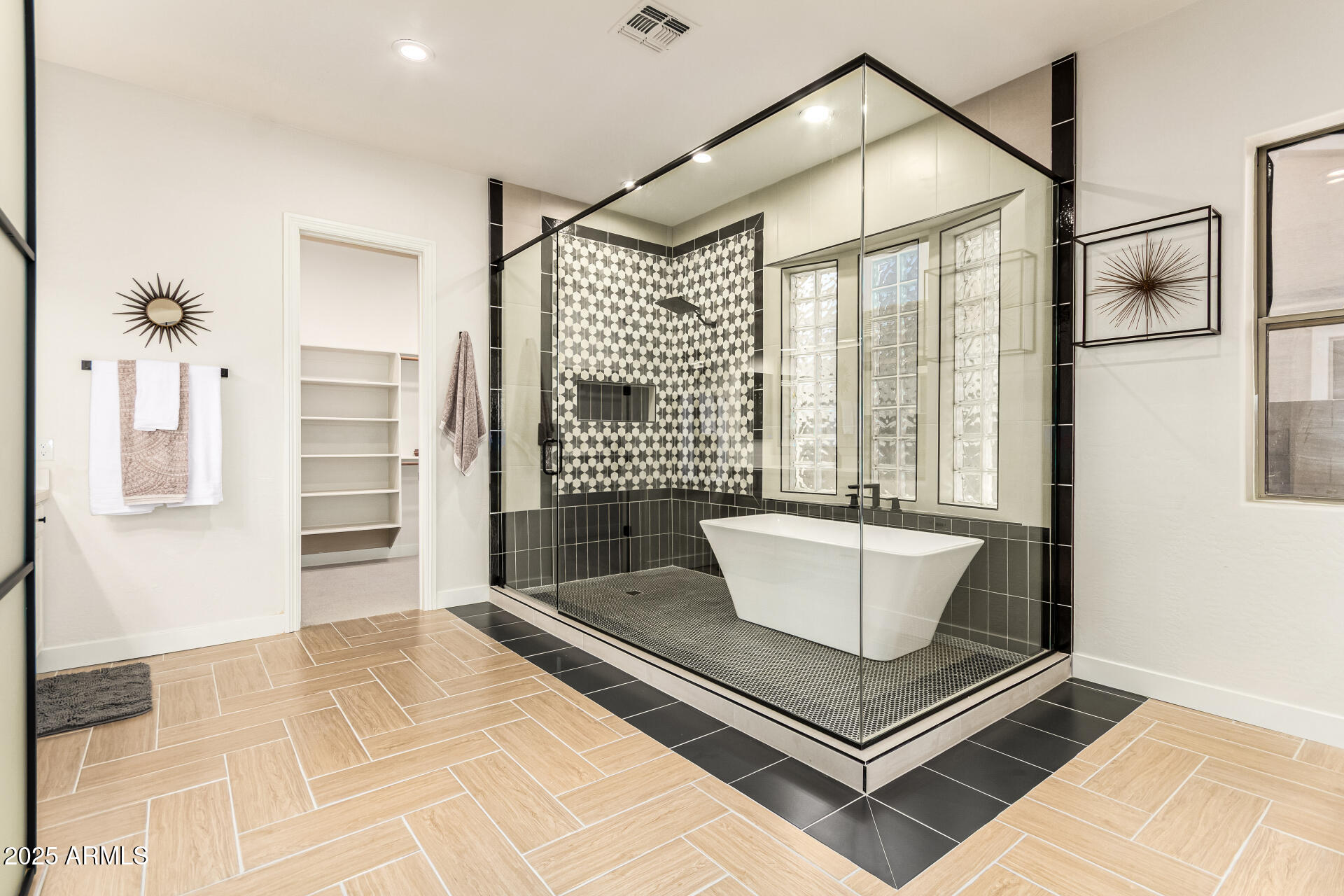 ARDEN PARK - Residential