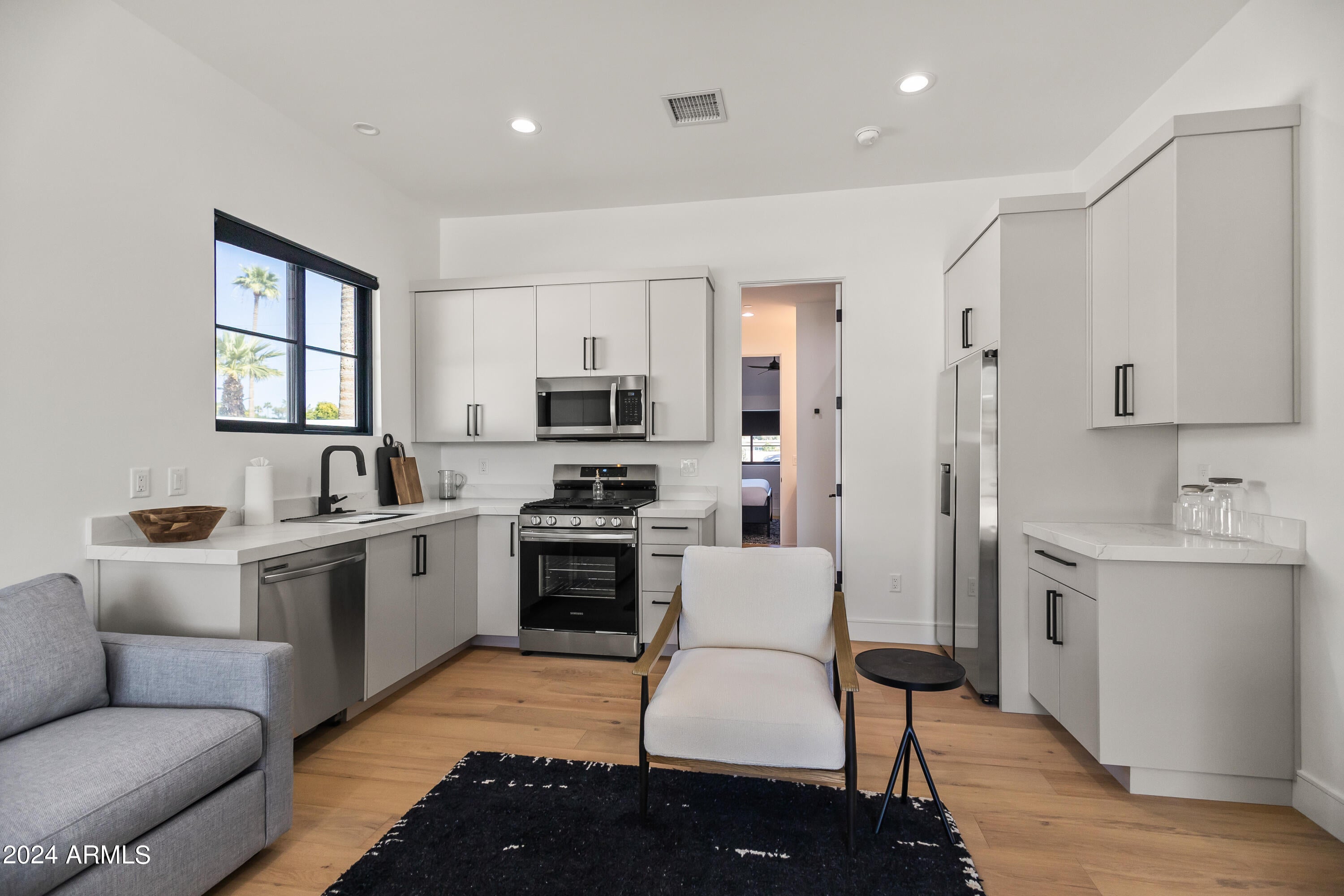 CAMELBACK CLUB ESTATES - Residential