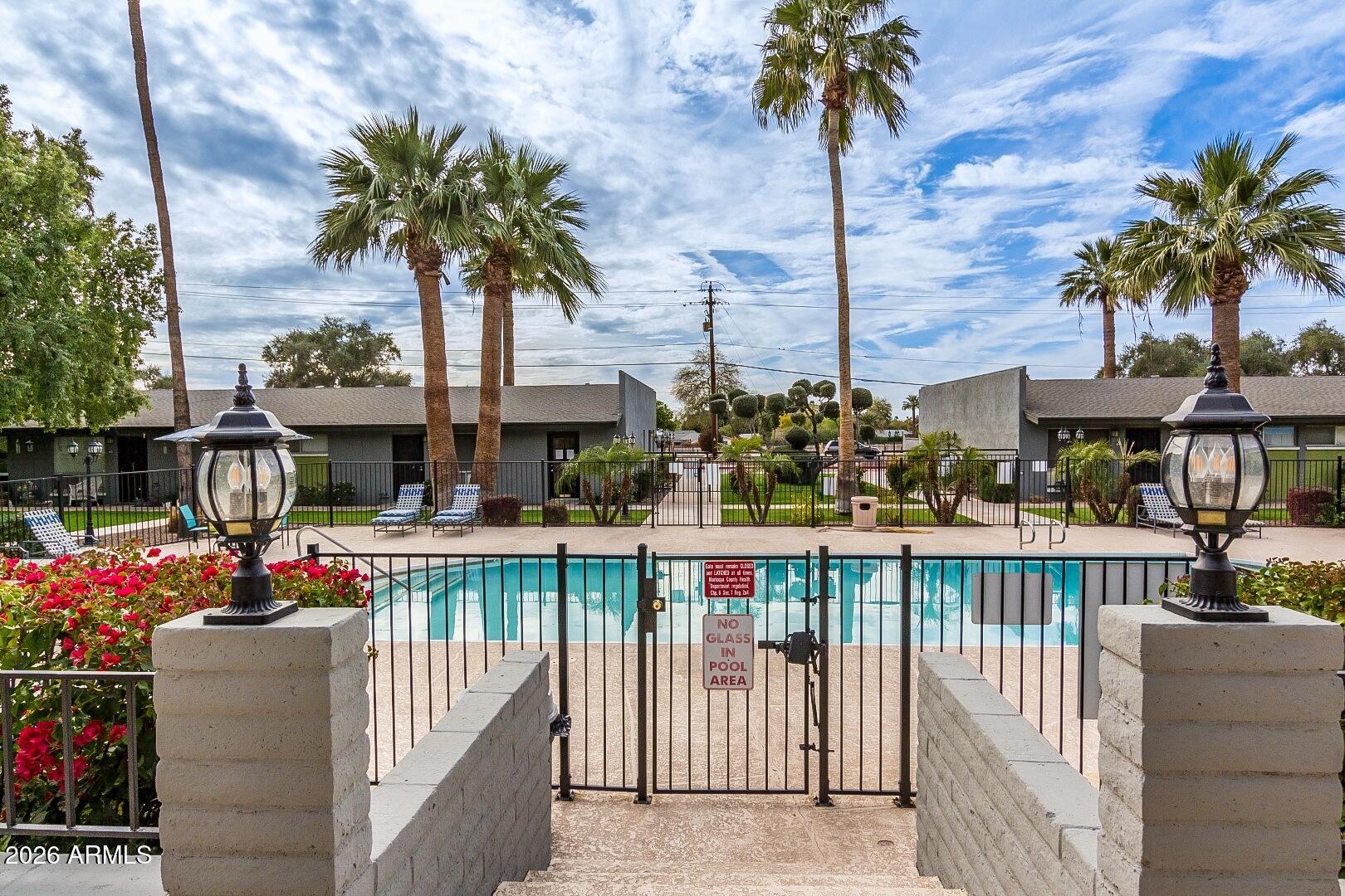 GREENVIEW CONDOMINIUMS - Residential
