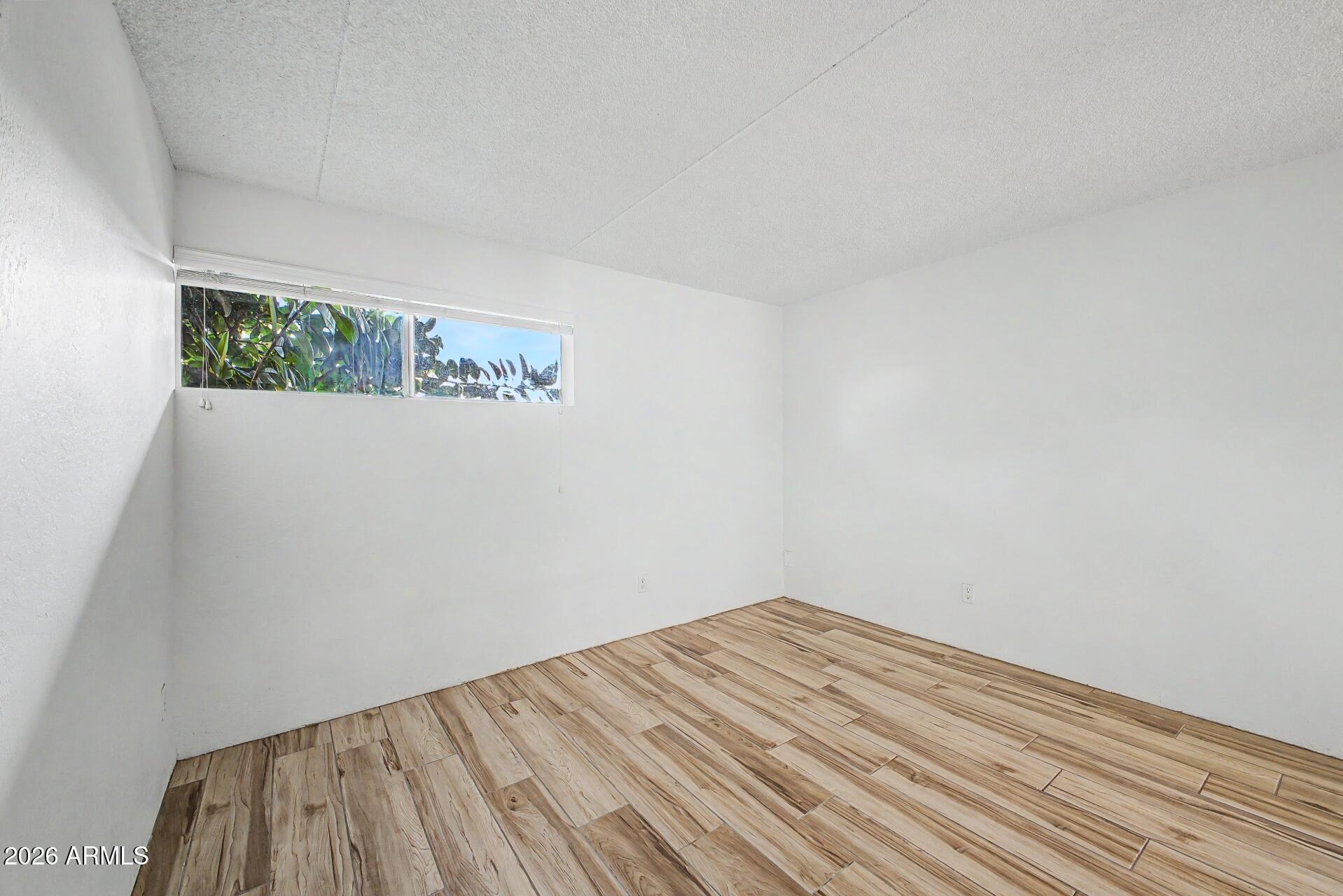 GREENVIEW CONDOMINIUMS - Residential