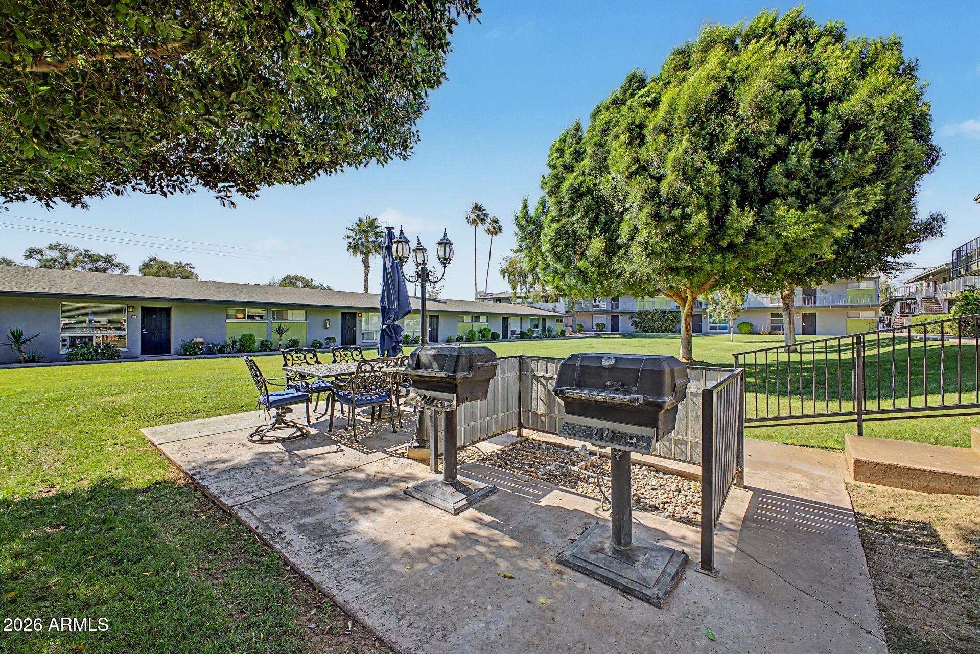 GREENVIEW CONDOMINIUMS - Residential