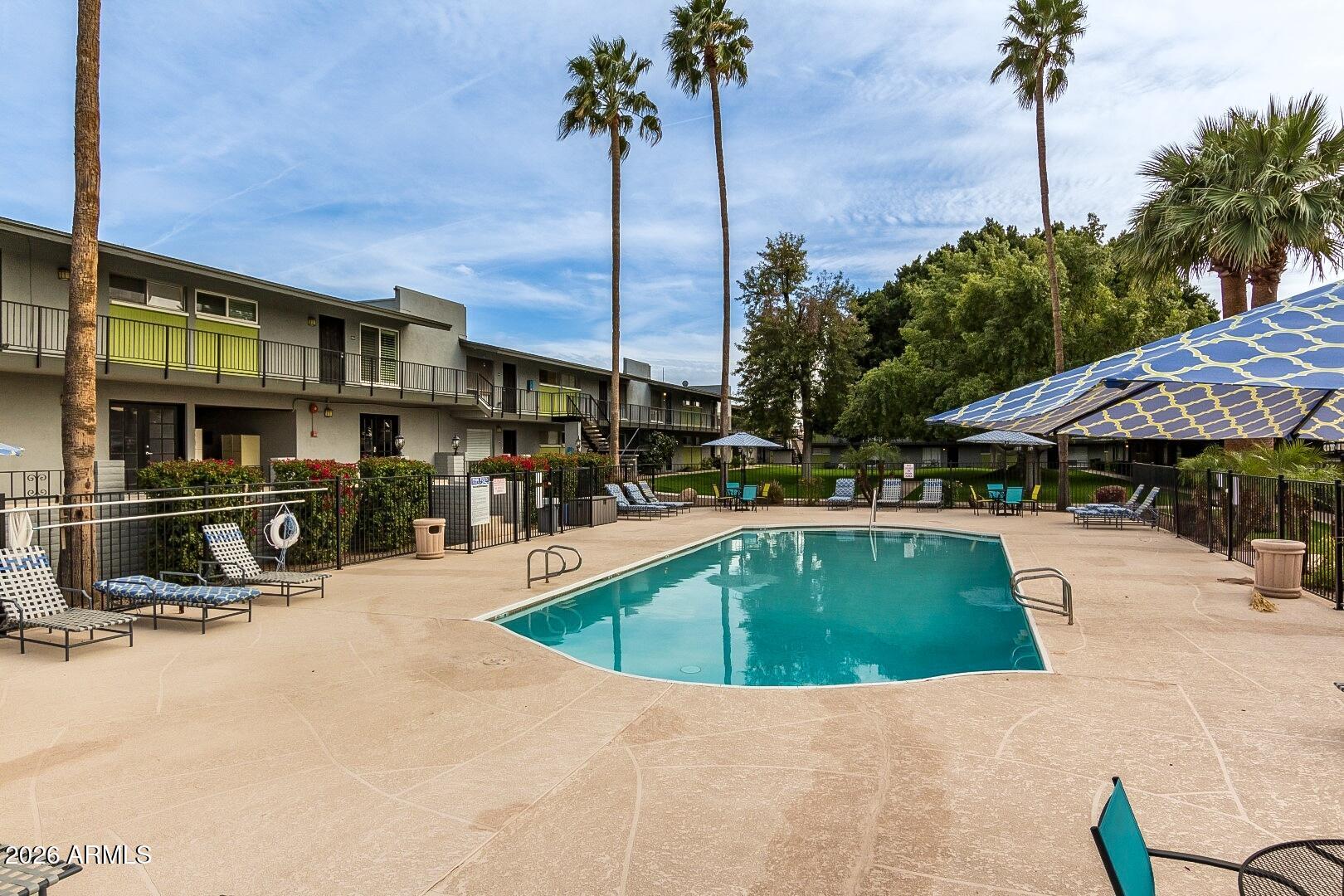 GREENVIEW CONDOMINIUMS - Residential