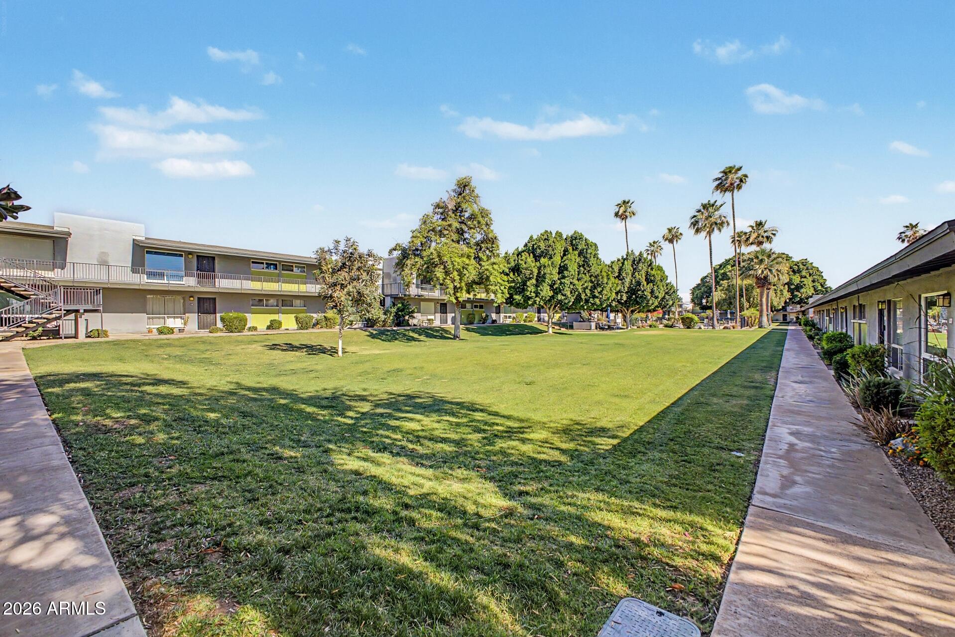 GREENVIEW CONDOMINIUMS - Residential