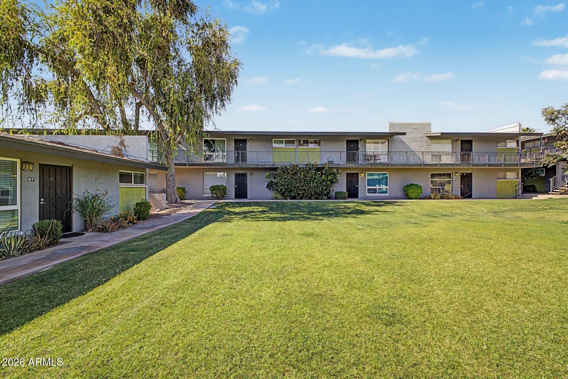 GREENVIEW CONDOMINIUMS - Residential