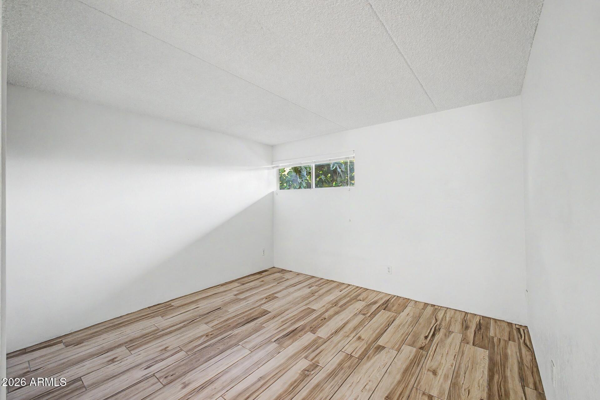 GREENVIEW CONDOMINIUMS - Residential