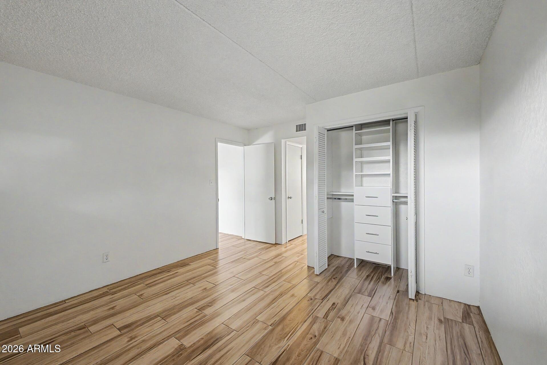 GREENVIEW CONDOMINIUMS - Residential