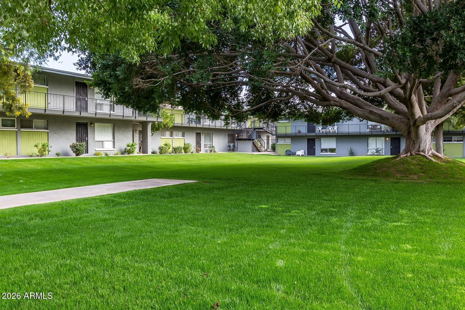 GREENVIEW CONDOMINIUMS - Residential