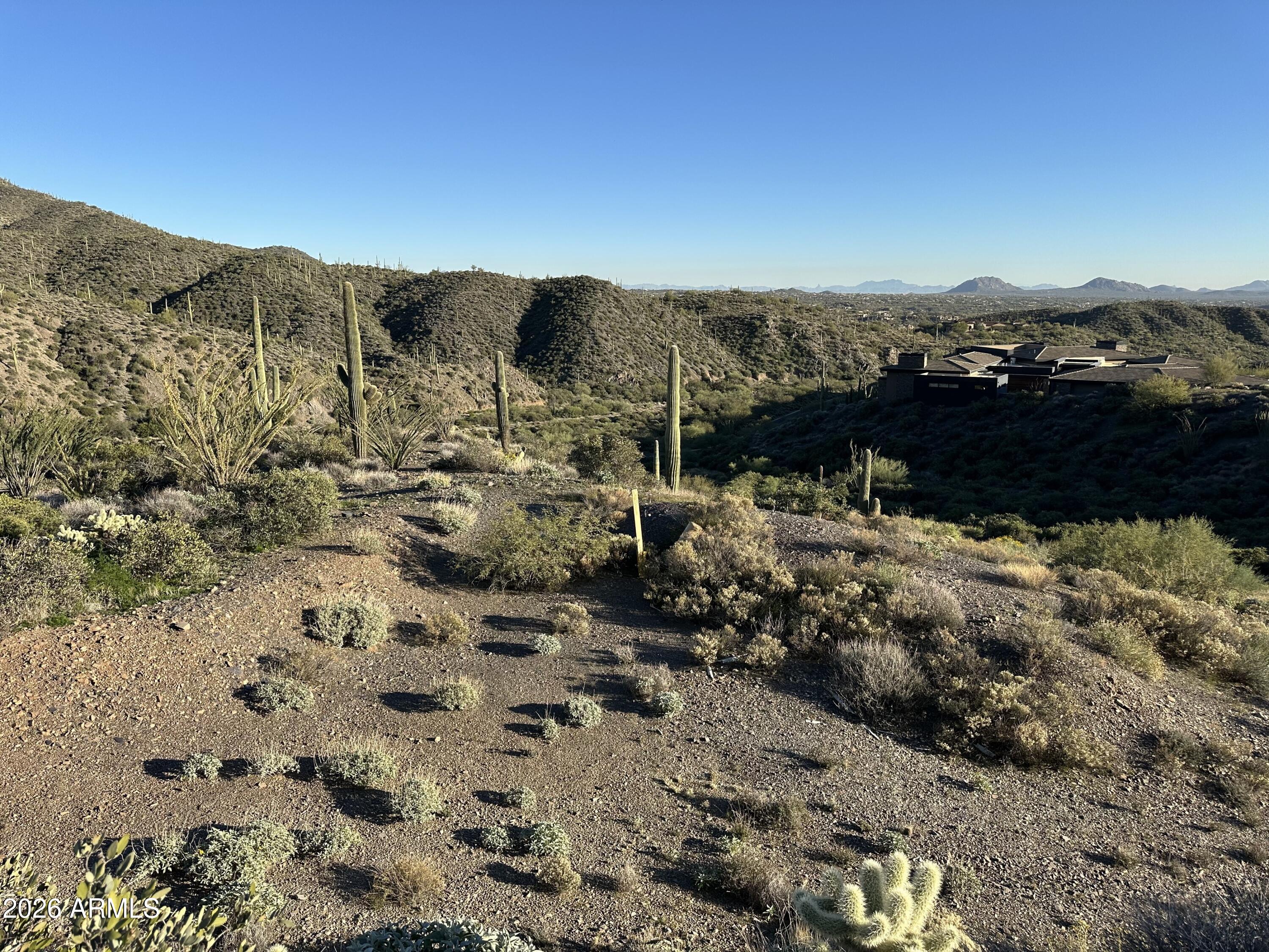 DESERT MOUNTAIN - Land