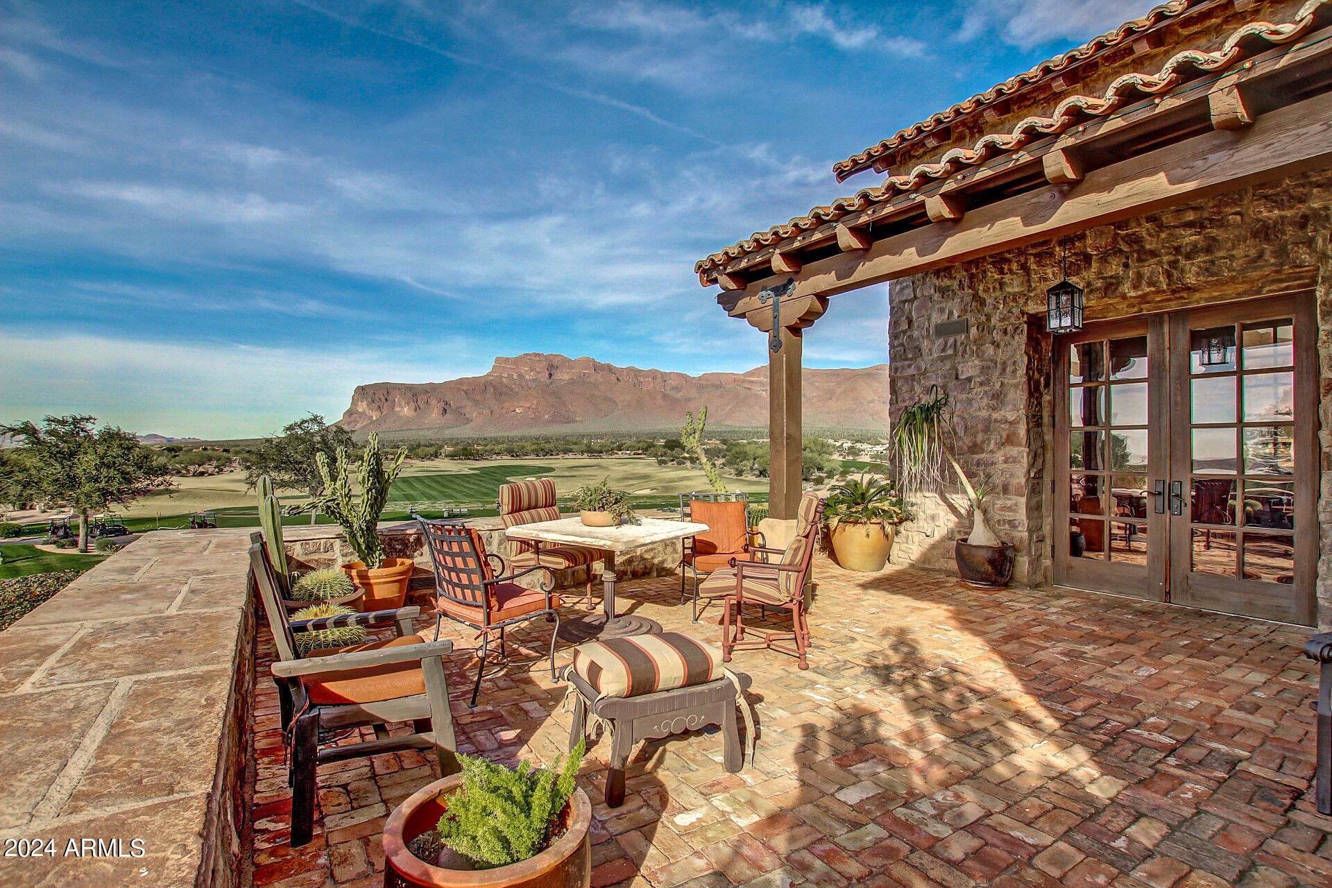 Superstition Mountain - Residential