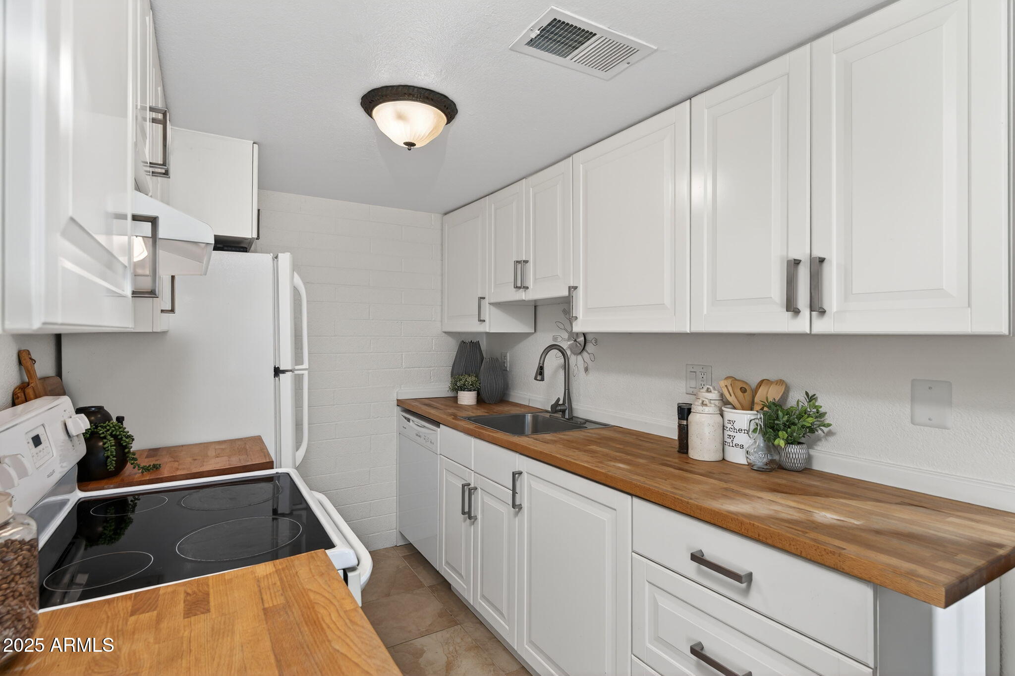 SUMMERFIELD UNIT 3 - Residential