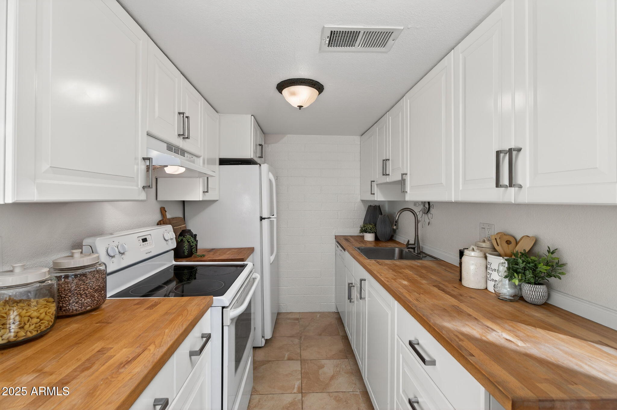 SUMMERFIELD UNIT 3 - Residential